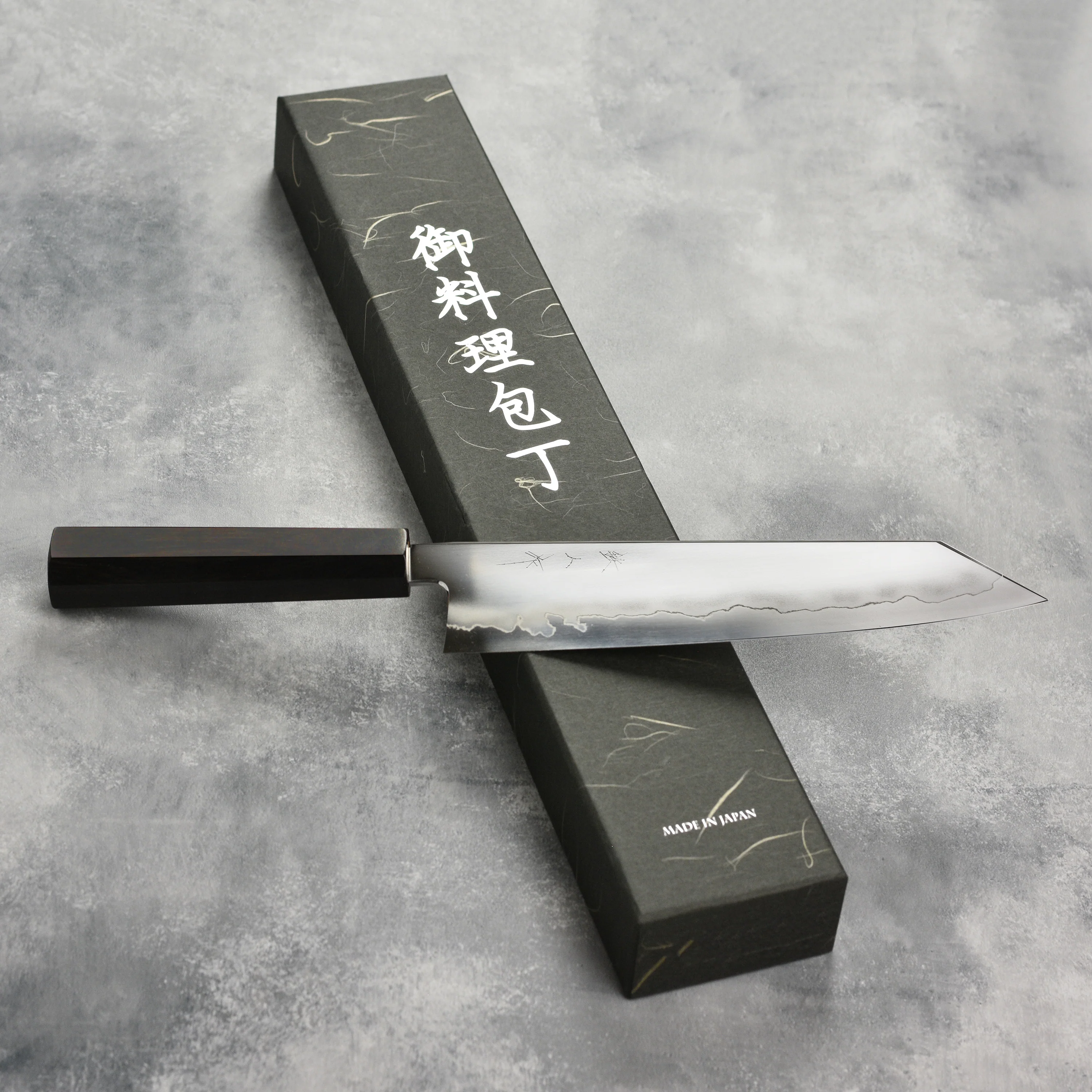 Tetsujin Ginsan Ukiba 9.4" Kiritsuke Gyuto - Image 4