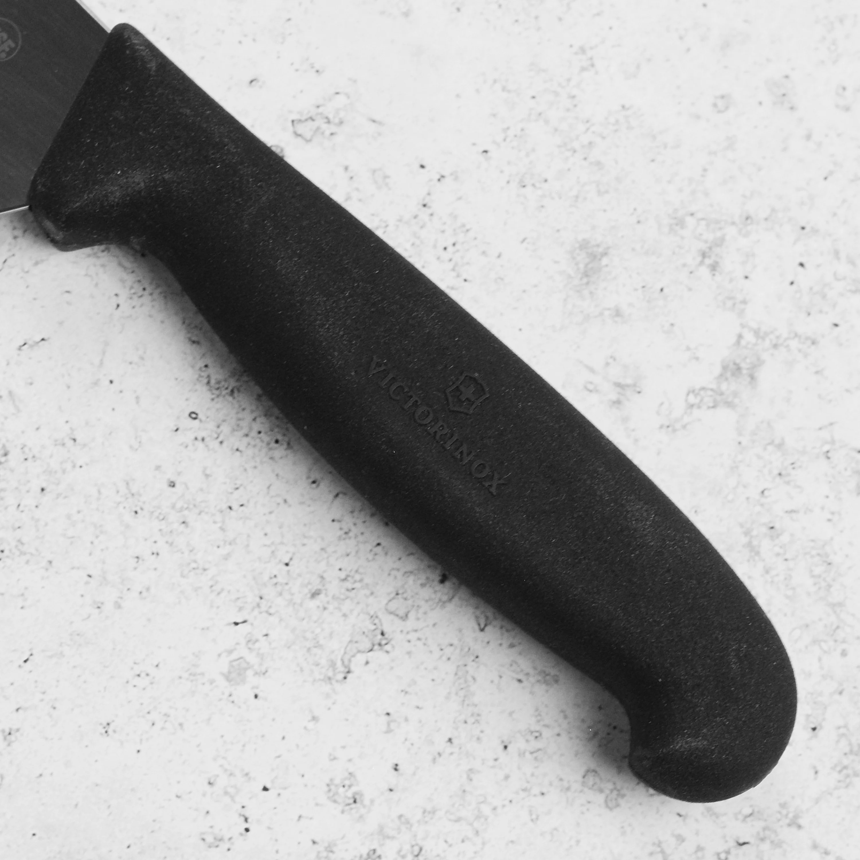 Victorinox Fibrox 6" Chef's Utility Knife - Image 6
