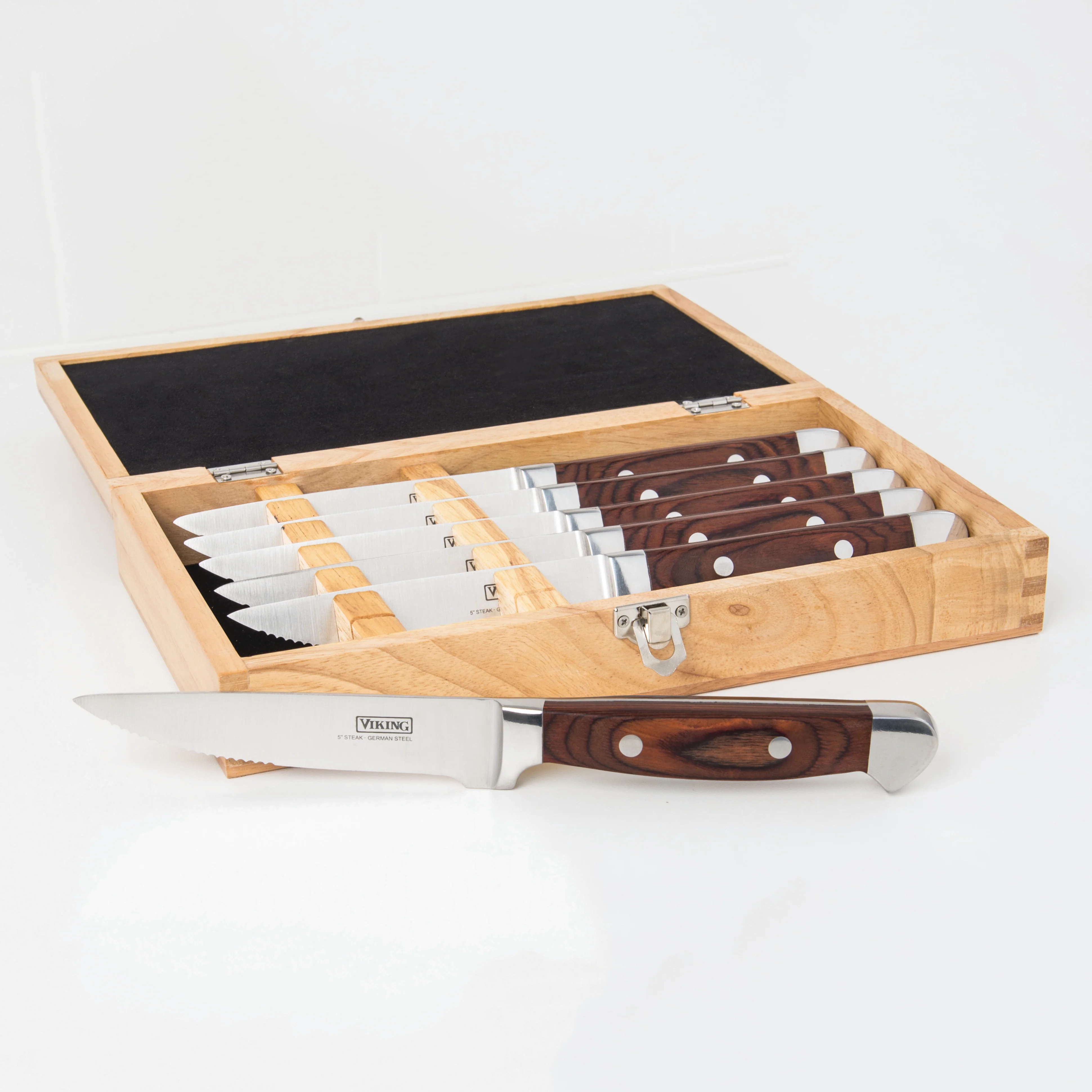 Viking 6 Piece Red Pakkawood Serrated Steak Knife Set with Presentation Case - Image 5
