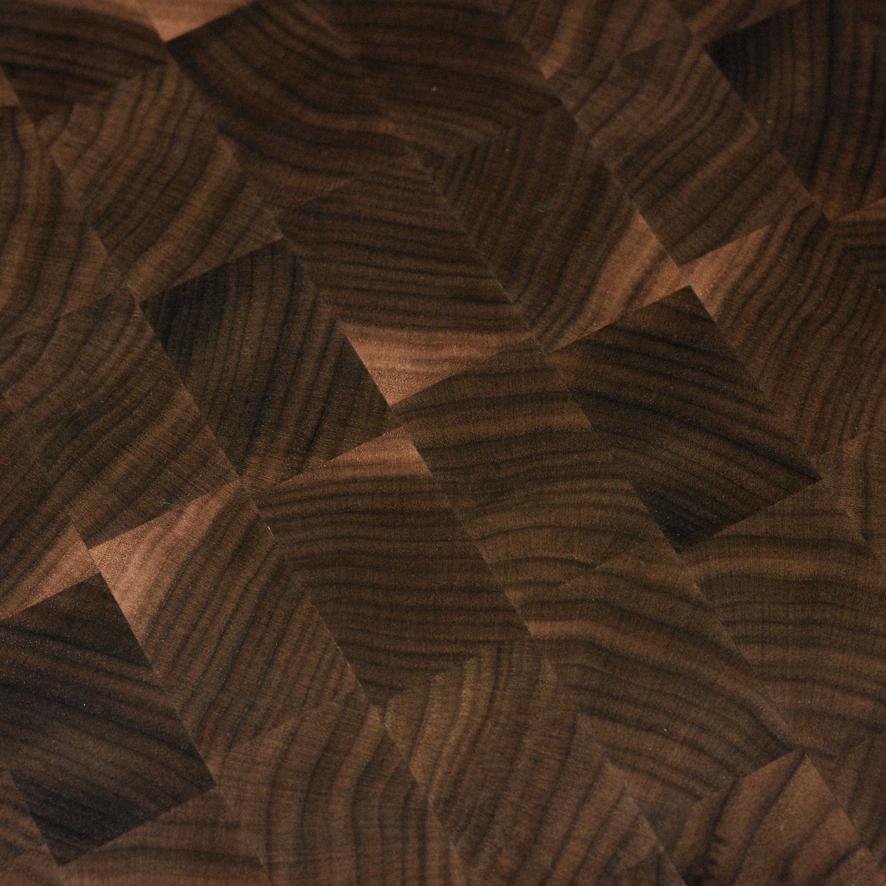 18" x 12" x 2" Walnut End Grain Cutting Board - Image 4