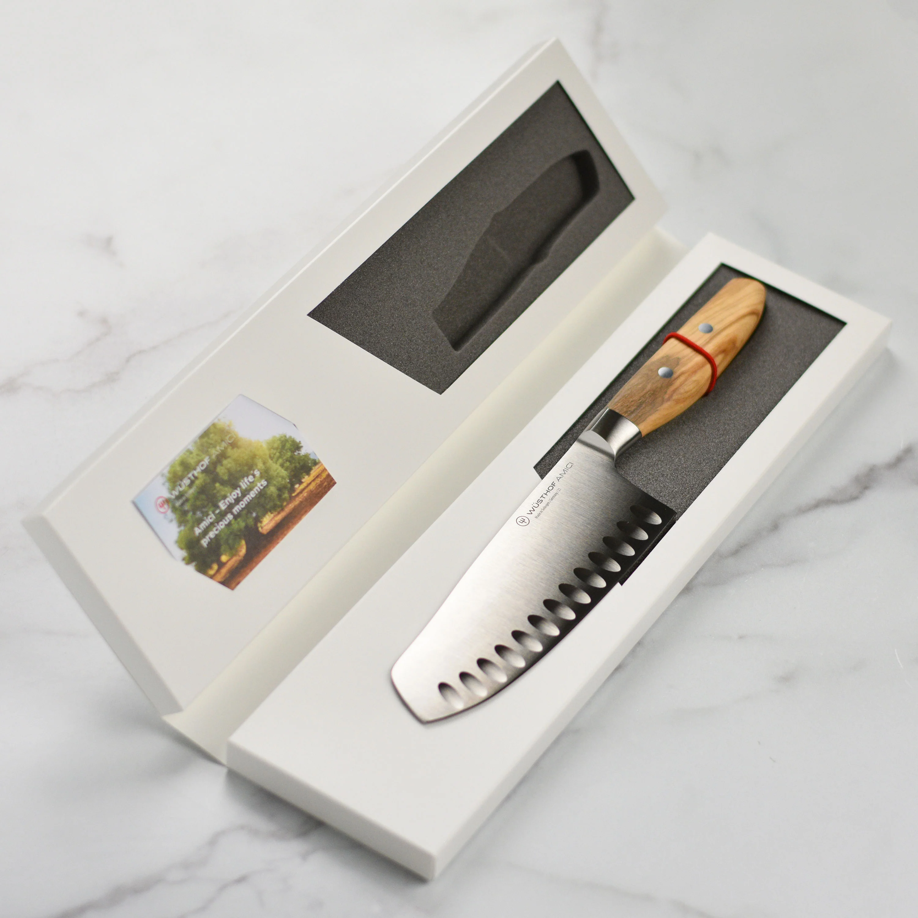 Wusthof Amici 7" Hollow Edge Santoku Knife - Image 6