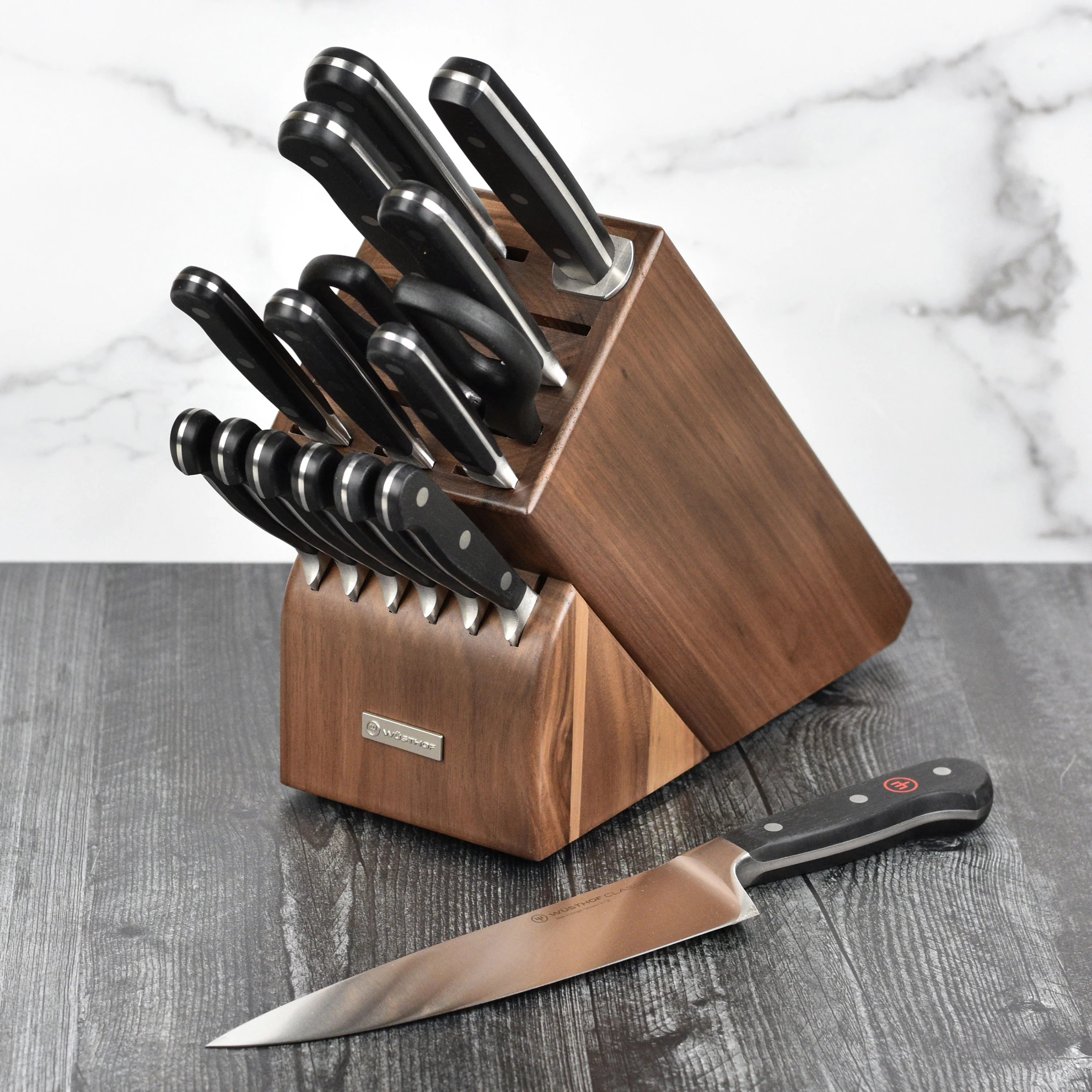 Wusthof Classic 8" Bread Knife - Image 7