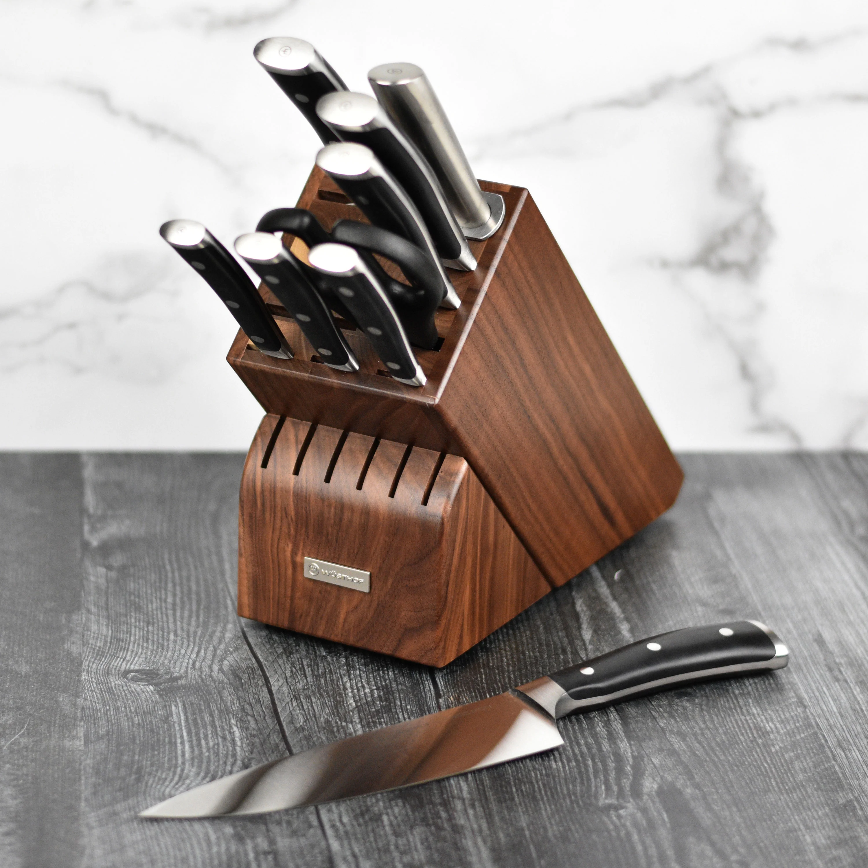 Wusthof Classic Ikon 8" Bread Knife - Image 7