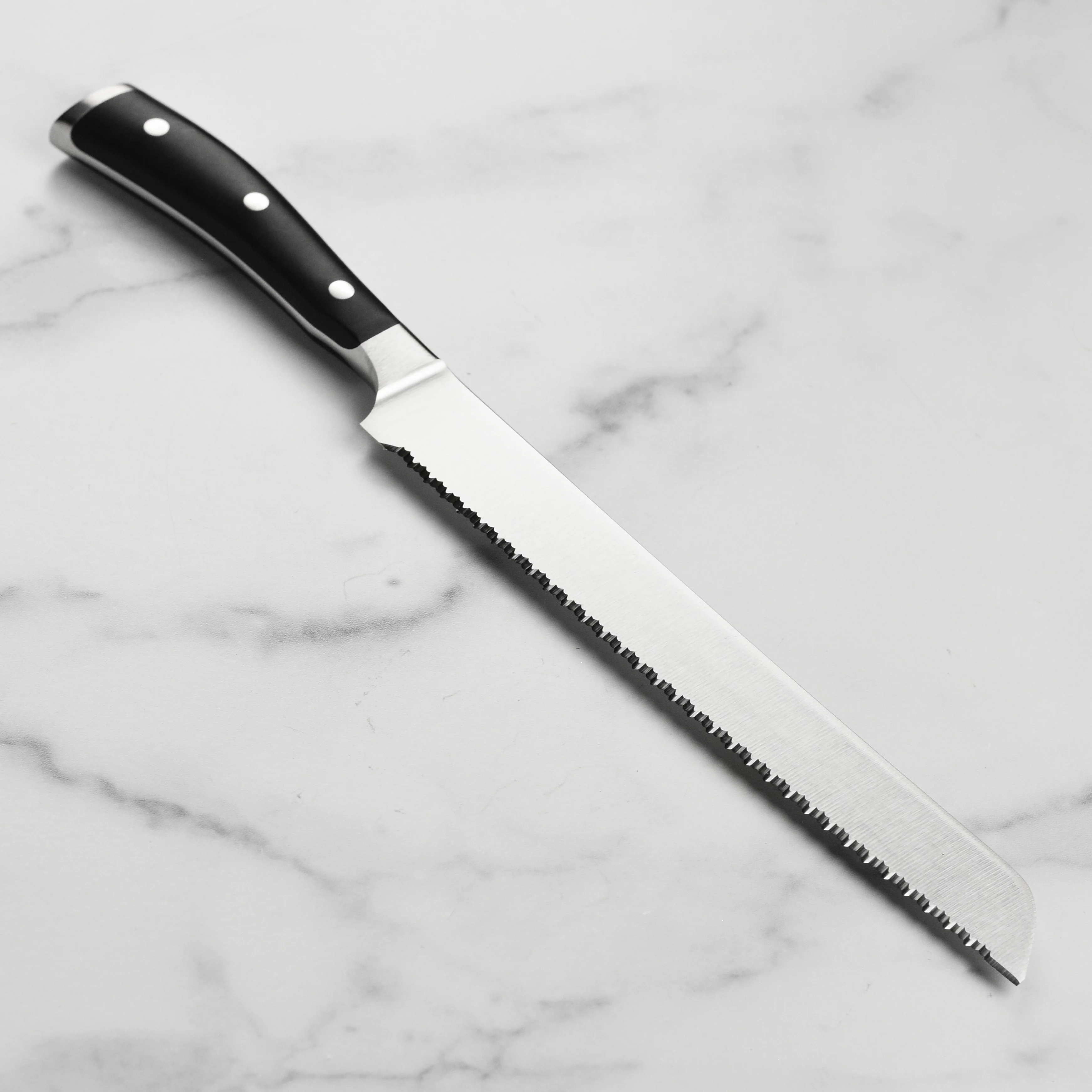 Wusthof Classic Ikon 9" Double Serrated Bread Knife - Image 5