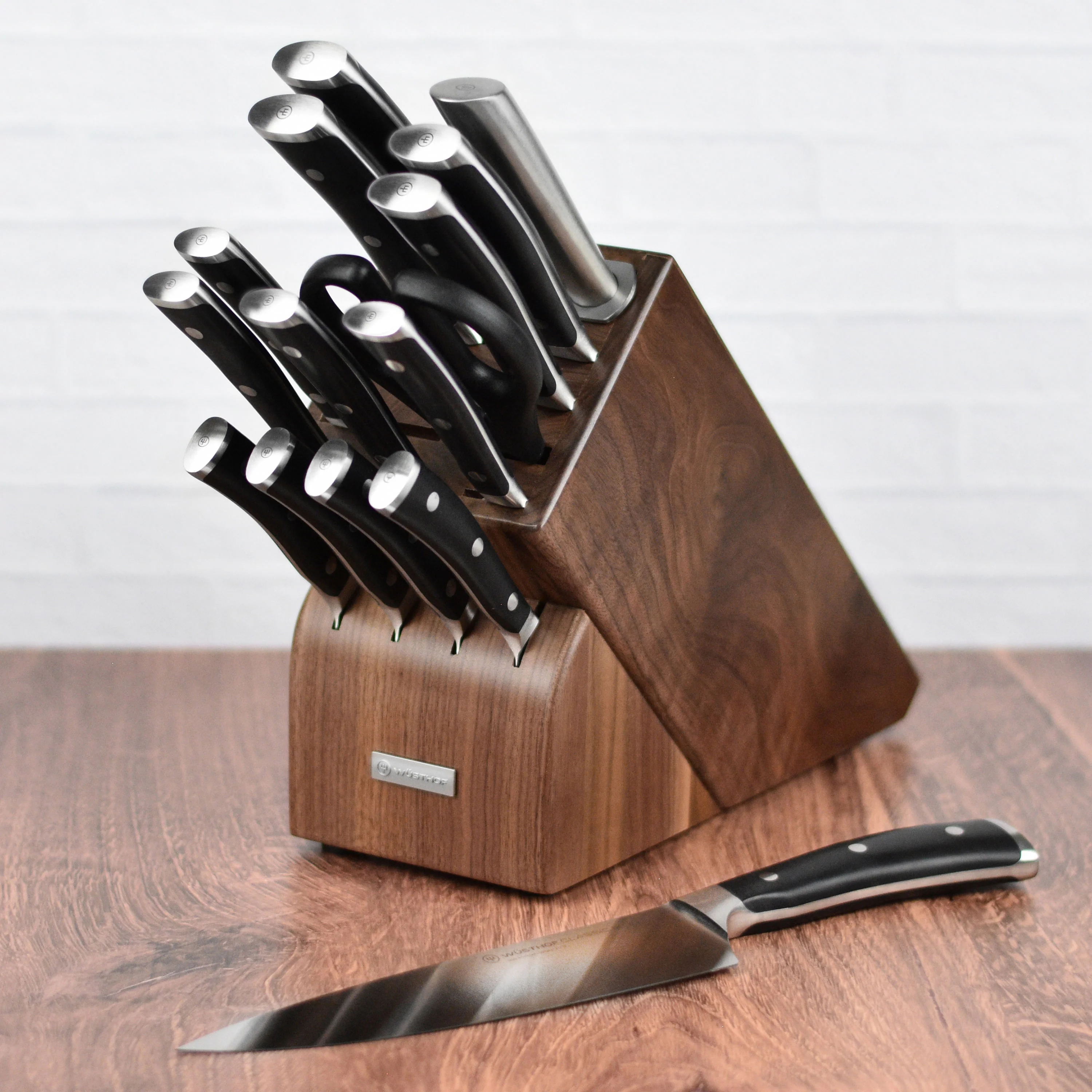 Wusthof Classic Ikon 16 Piece Walnut Knife Block Set - Image 3