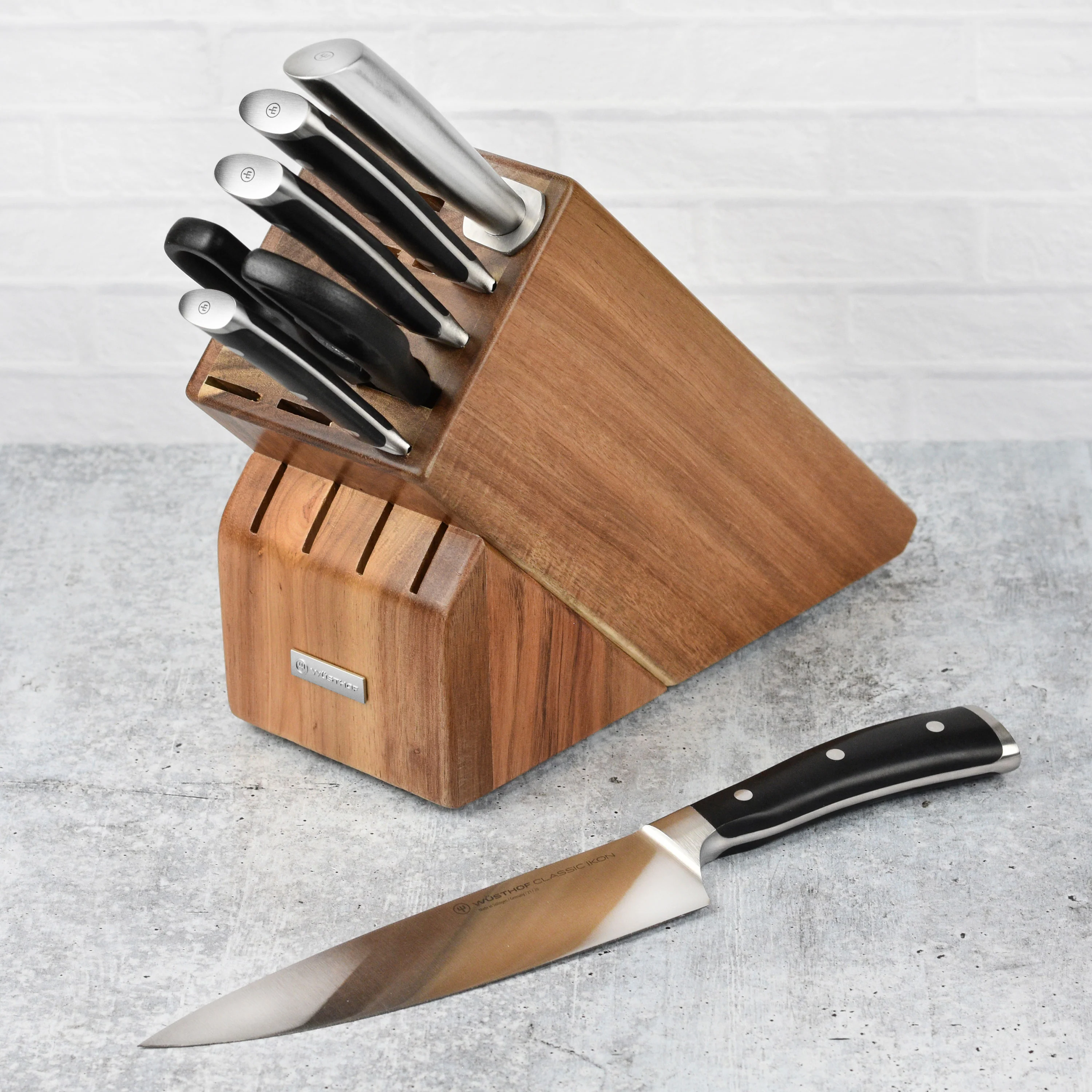 Wusthof Classic Ikon 7 Piece Acacia Knife Block Set - Image 3