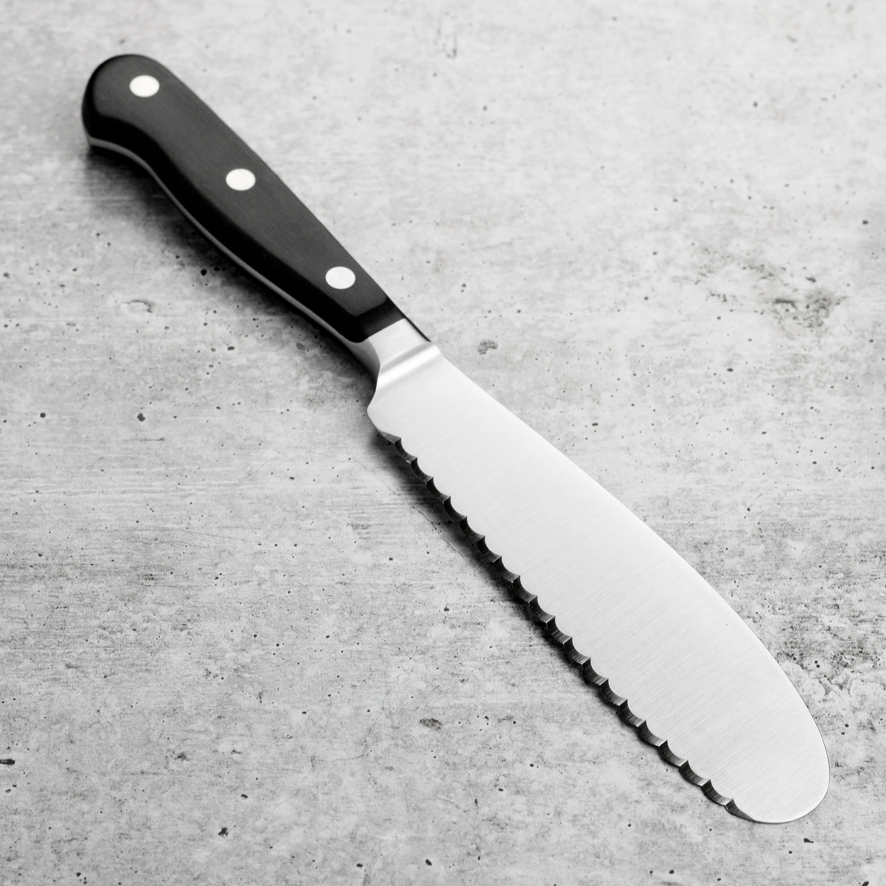 Wusthof Classic 5.5" Sandwich Knife - Image 4