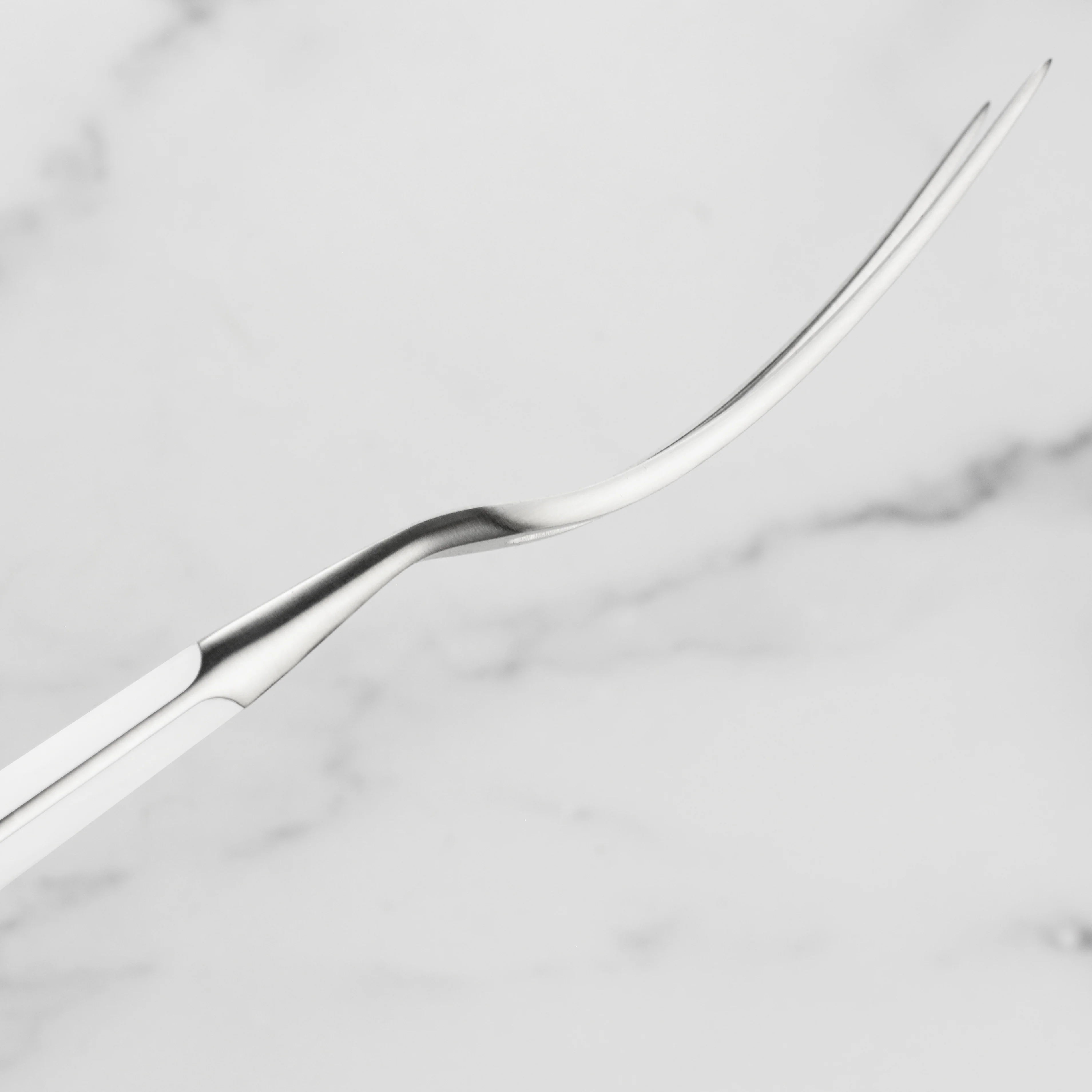 Wusthof Classic White 6" Curved Carving Fork - Image 3