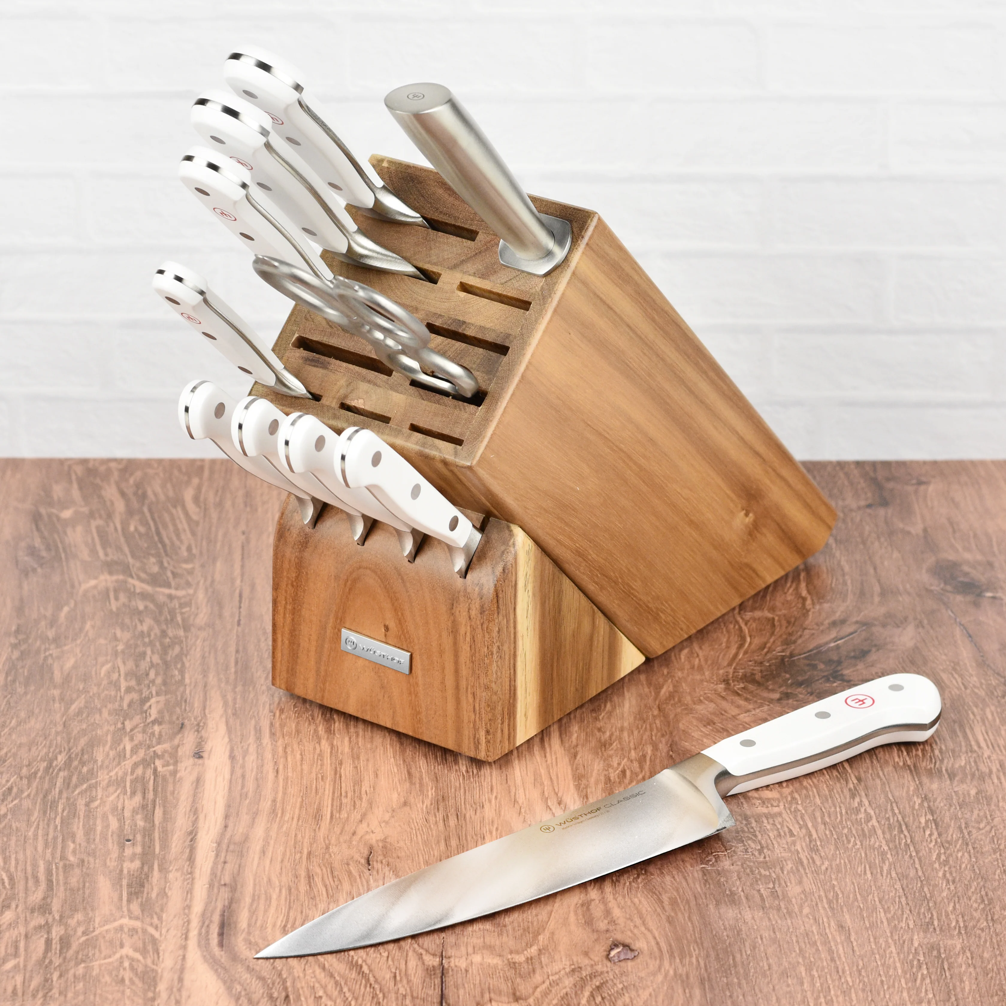 Wusthof Classic White 9" Hollow Edge Carving Knife - Image 7