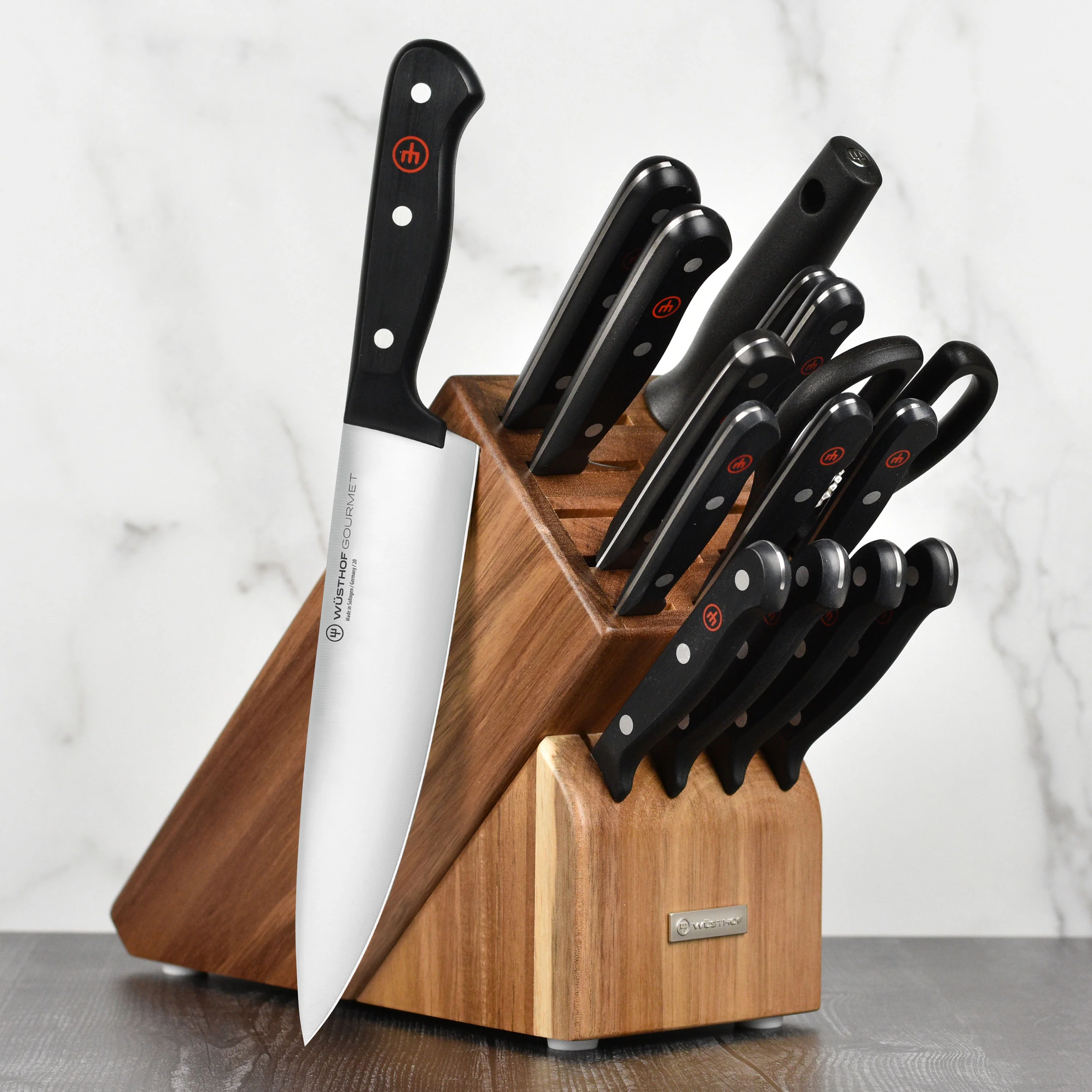 Wusthof Gourmet 7" Hollow Edge Nakiri Knife - Image 7