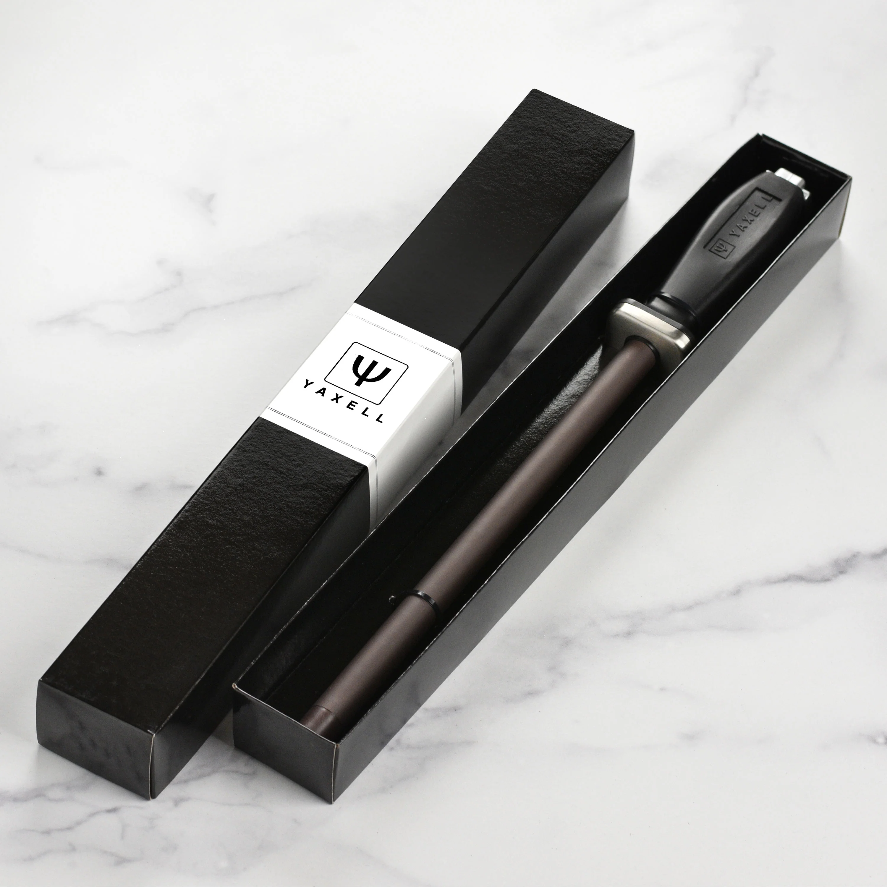 Yaxell 10.5" Reinforced Black Ceramic Sharpening Rod - Image 3