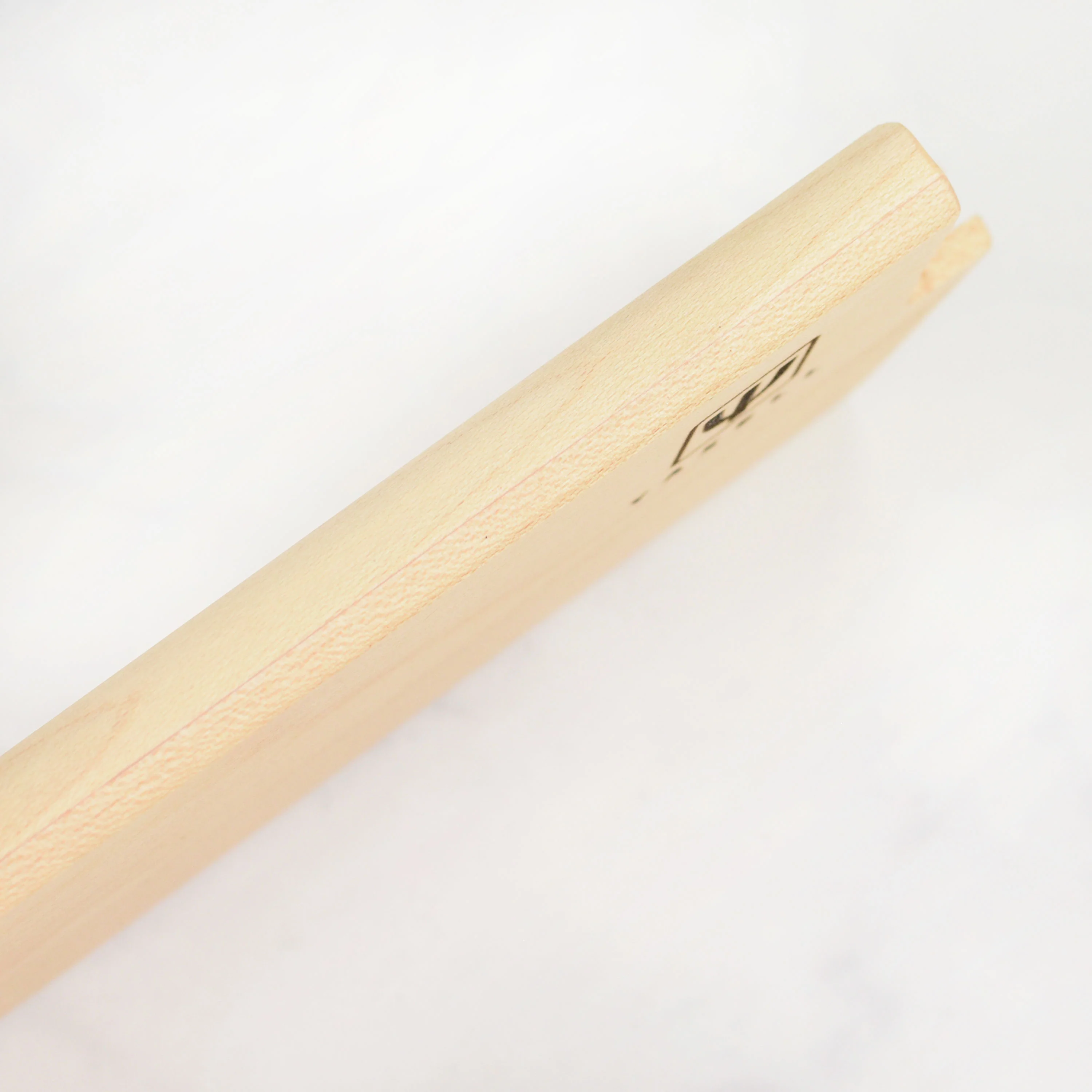 Yaxell Magnetic Wooden Sheath for 6.5" Santoku Knife - Image 6