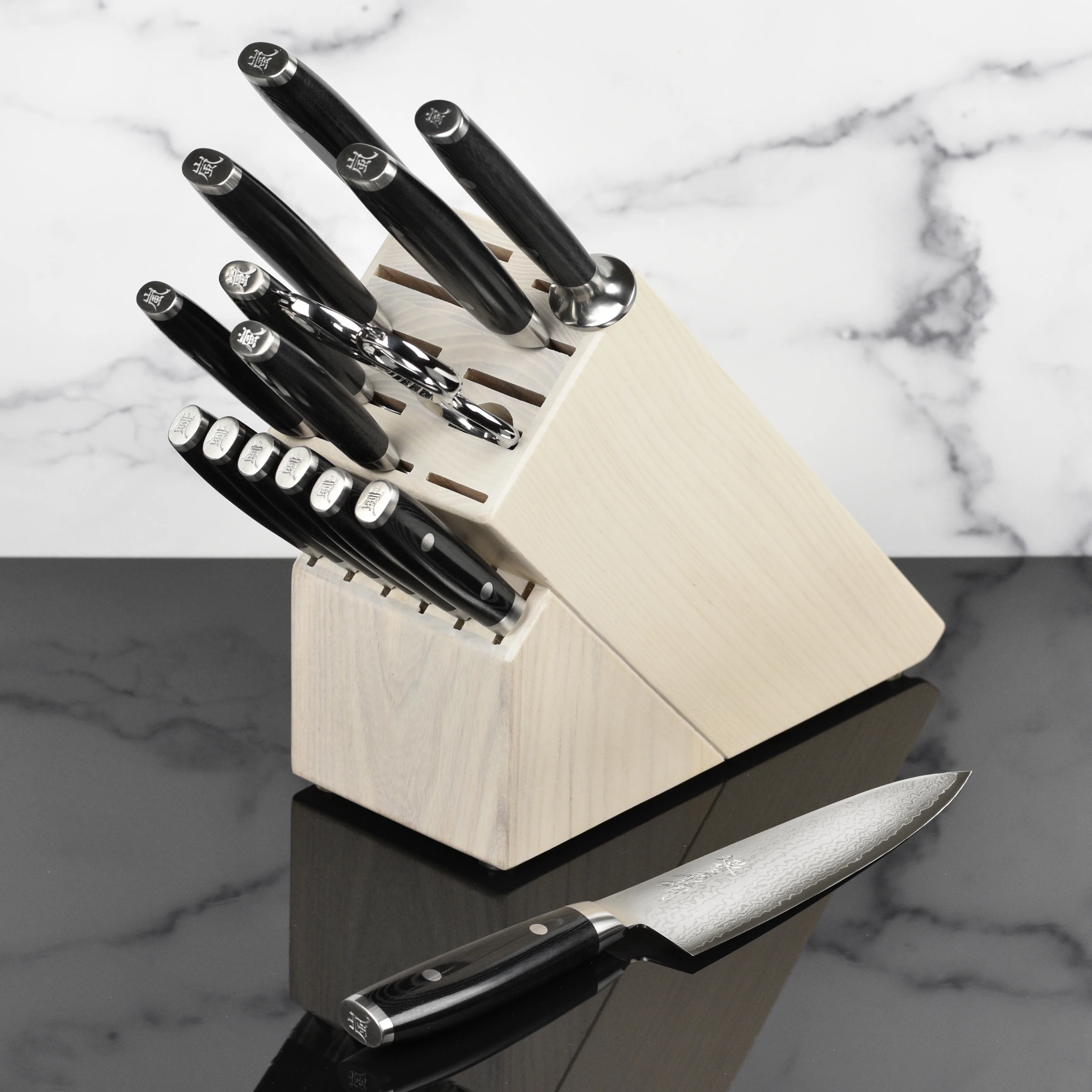 Yaxell Ran Plus 16 Piece Gray Ash Knife Block Set - Image 3