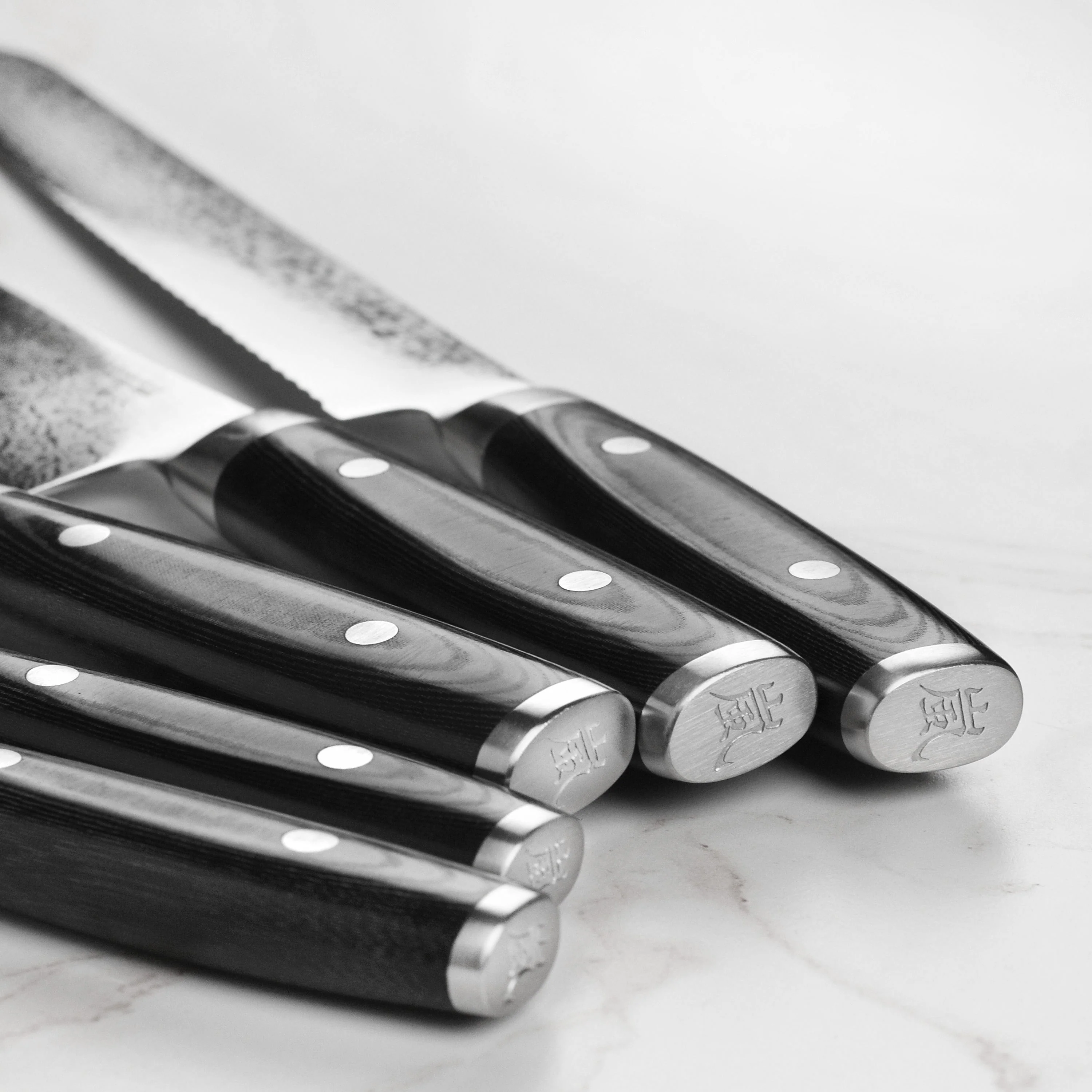 Yaxell Ran Plus 16 Piece Gray Ash Knife Block Set - Image 4