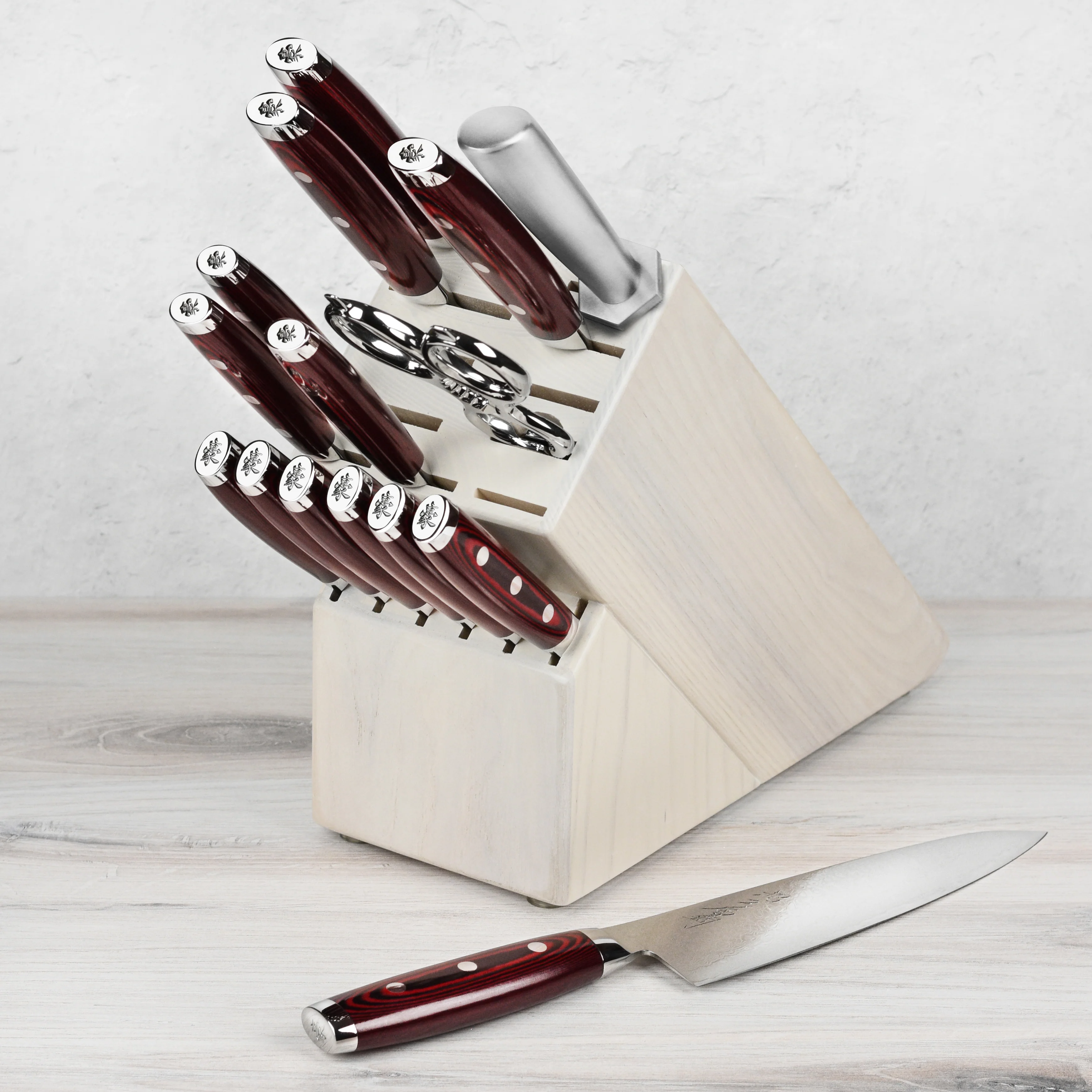 Yaxell Super Gou SG2 16 Piece Gray Ash Knife Block Set - Image 3