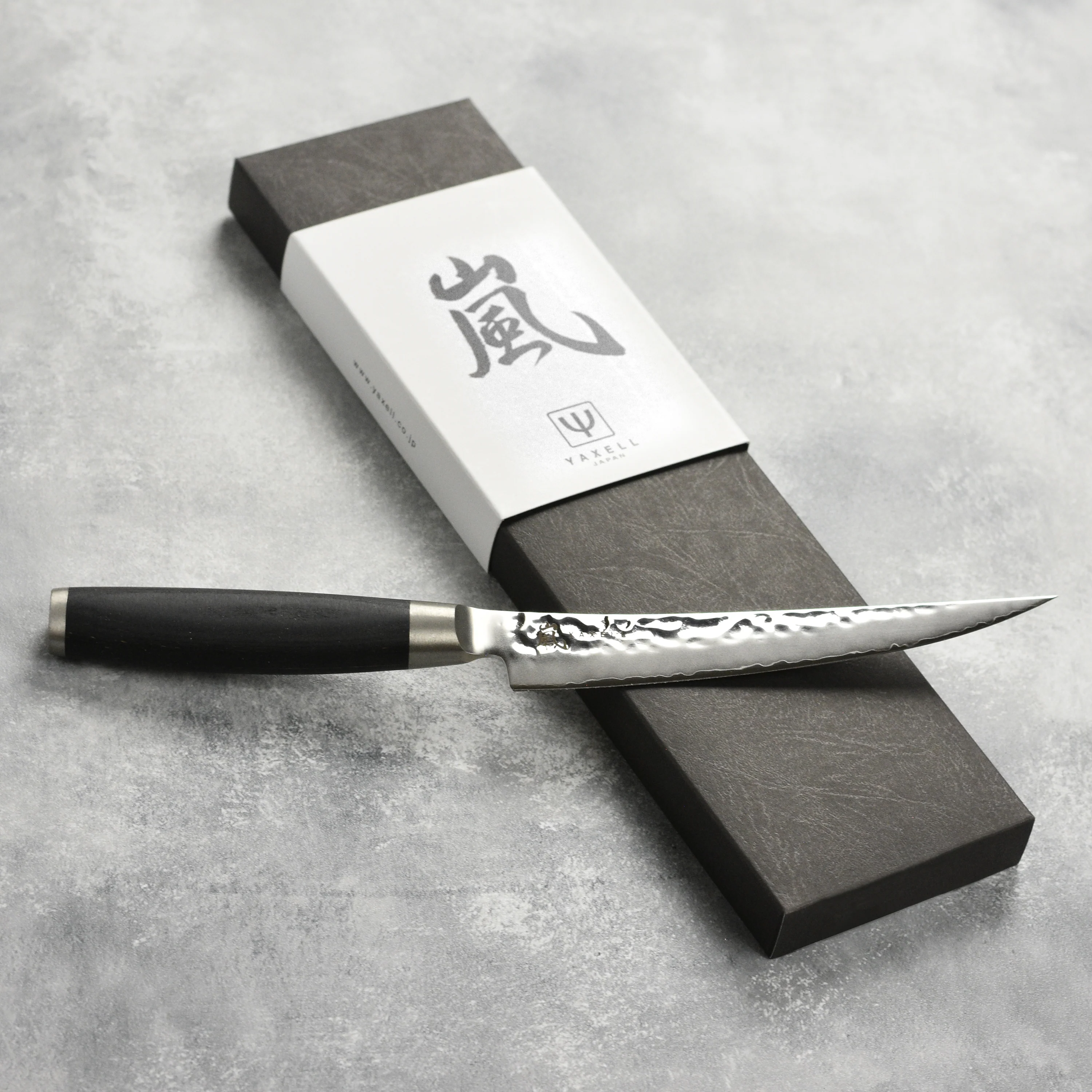 Yaxell Taishi 6" Curved Boning Knife - Image 7