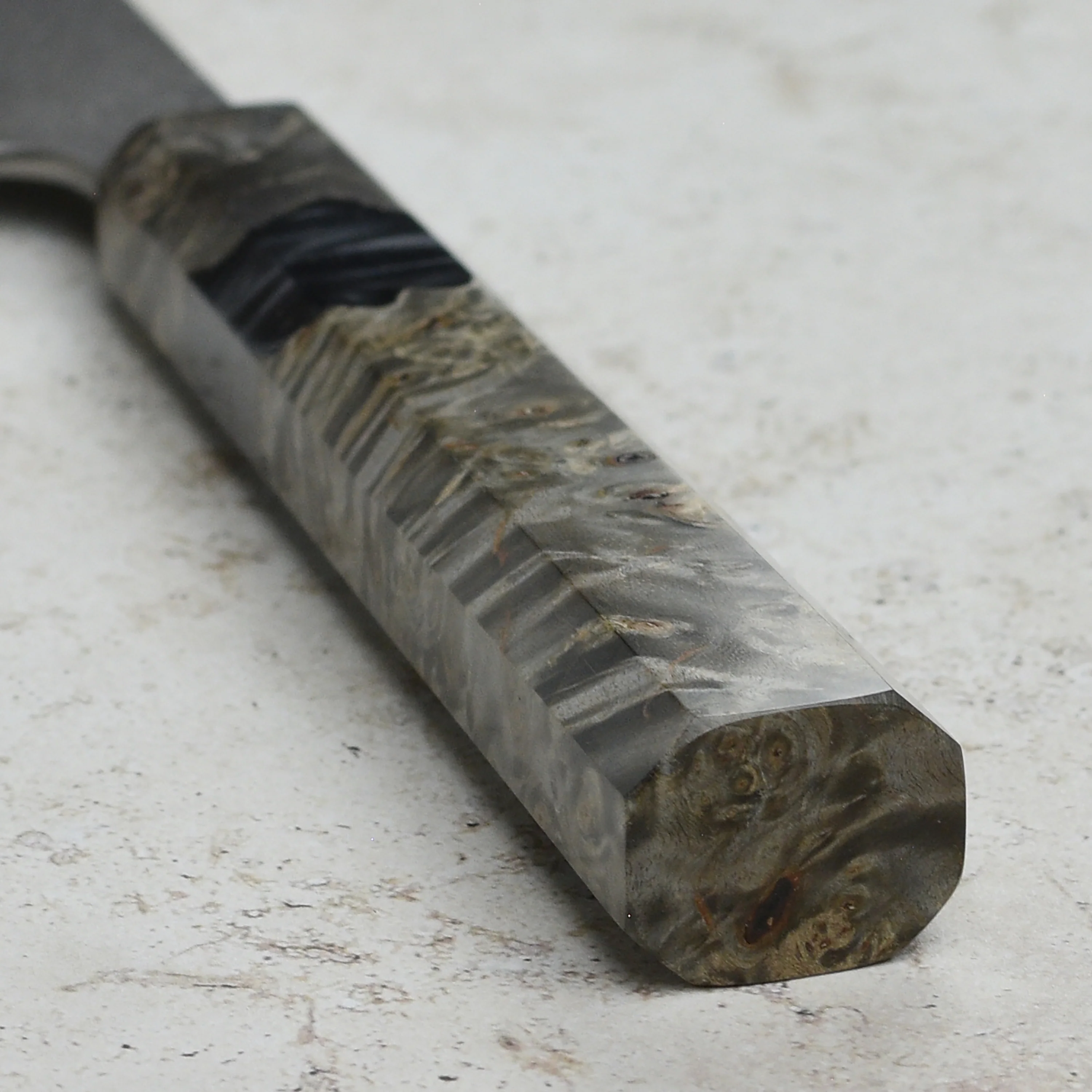 Yoshikane Shirogami #2 Kurouchi Stainless Clad 9.4" Sujihiki, Stabilized Birch - Image 2