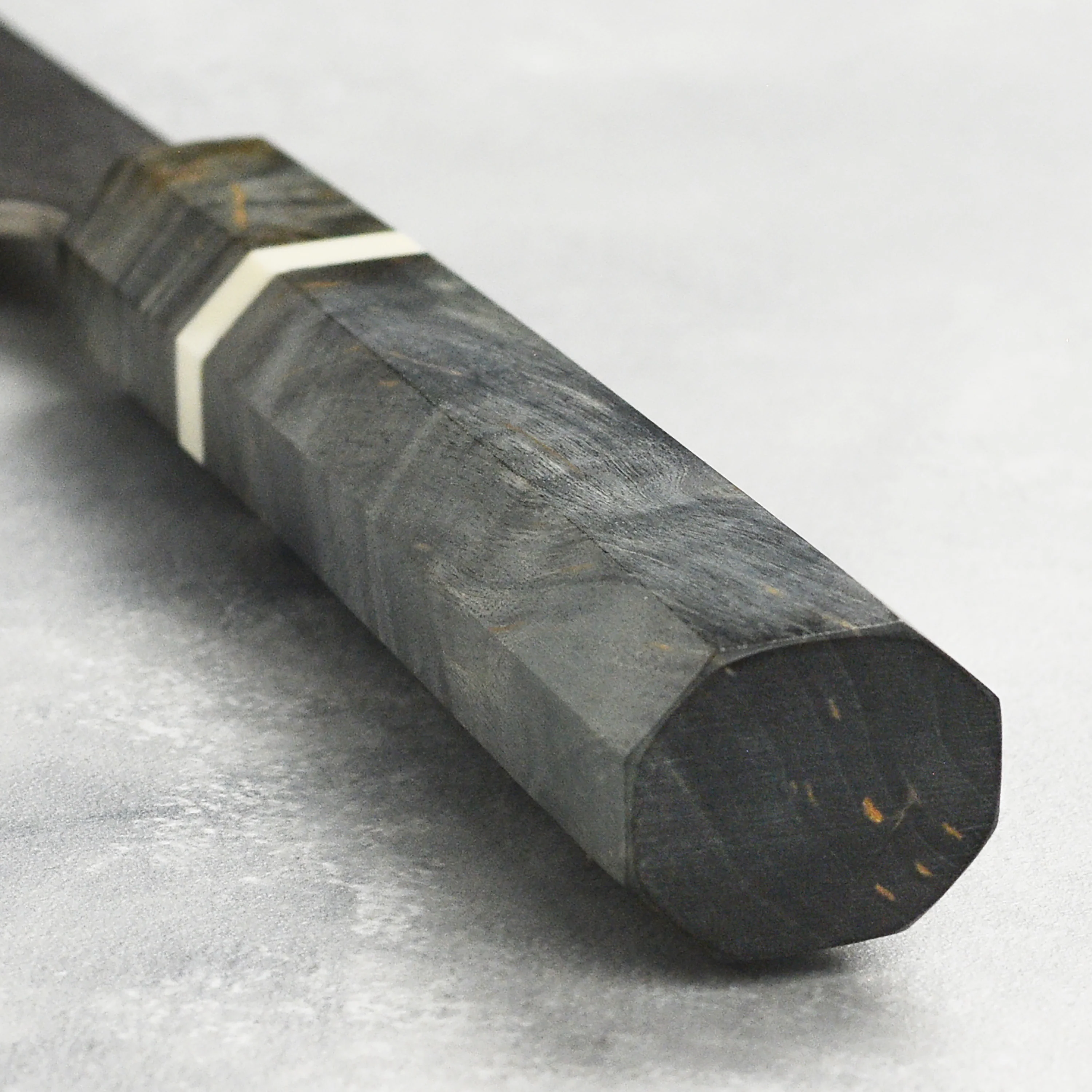 Yoshikane Shirogami #2 Nashiji Stainless Clad 9.4" Gyuto, Stabilized Birch - Image 2