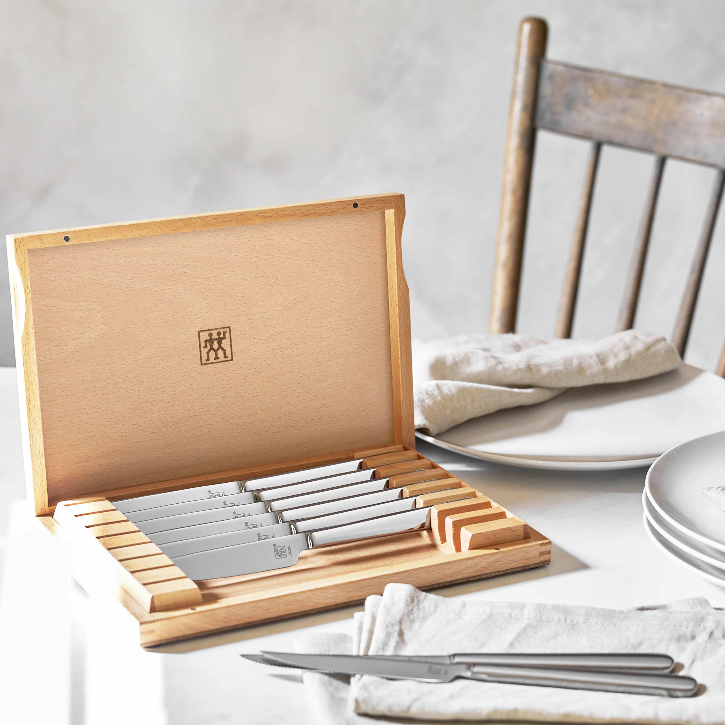 Zwilling 8 Piece Contemporary Stainless Steel Steak Knife Set with Case - Image 3