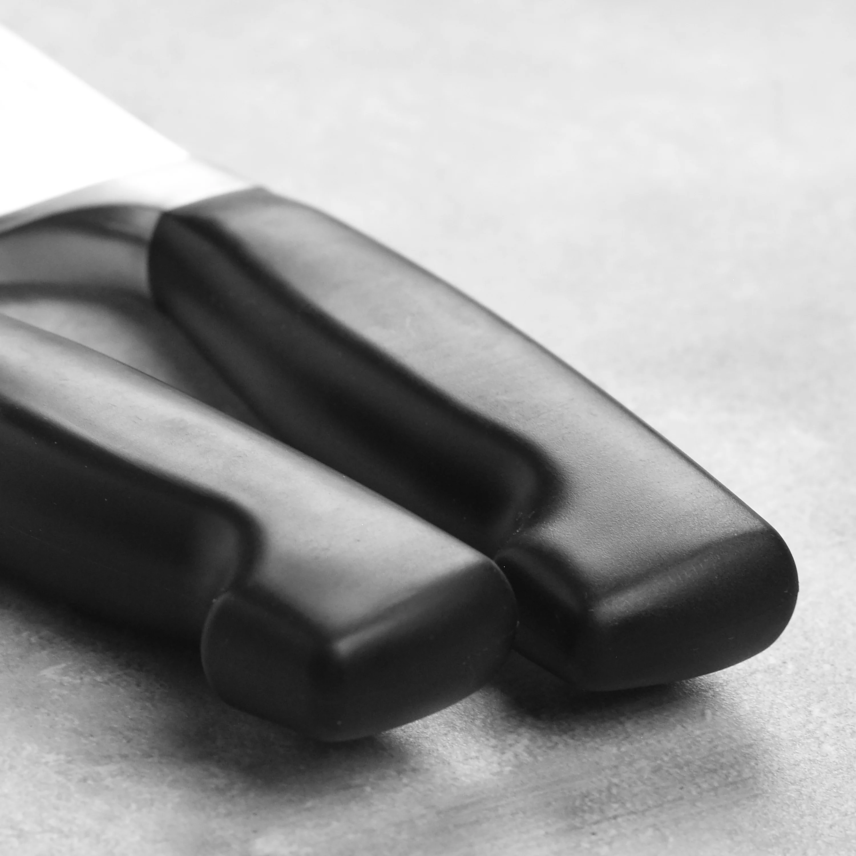 Zwilling Four Star Chef's & Santoku Knife Set - Image 2