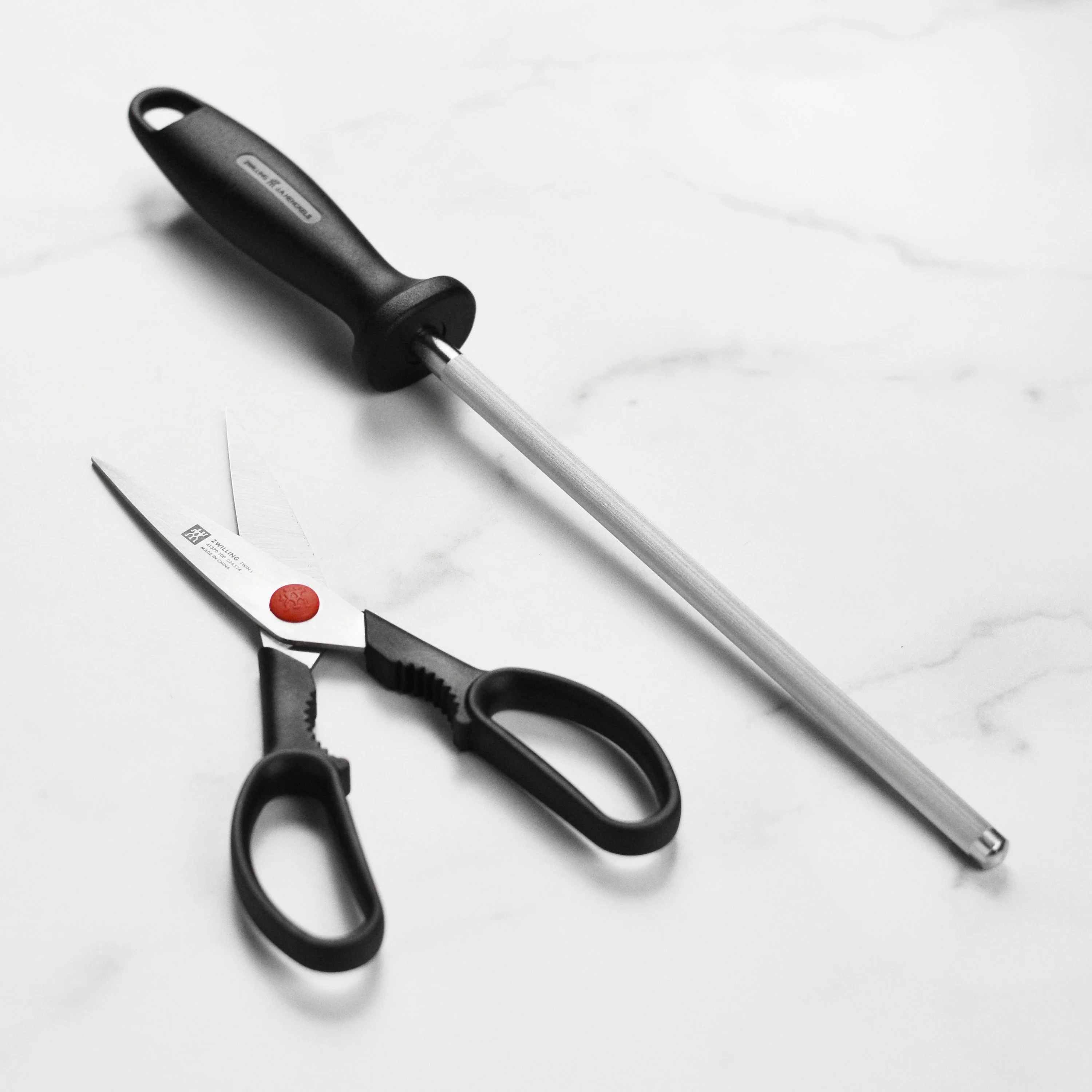 Zwilling Four Star 8 Piece Knife Block Set - Image 7