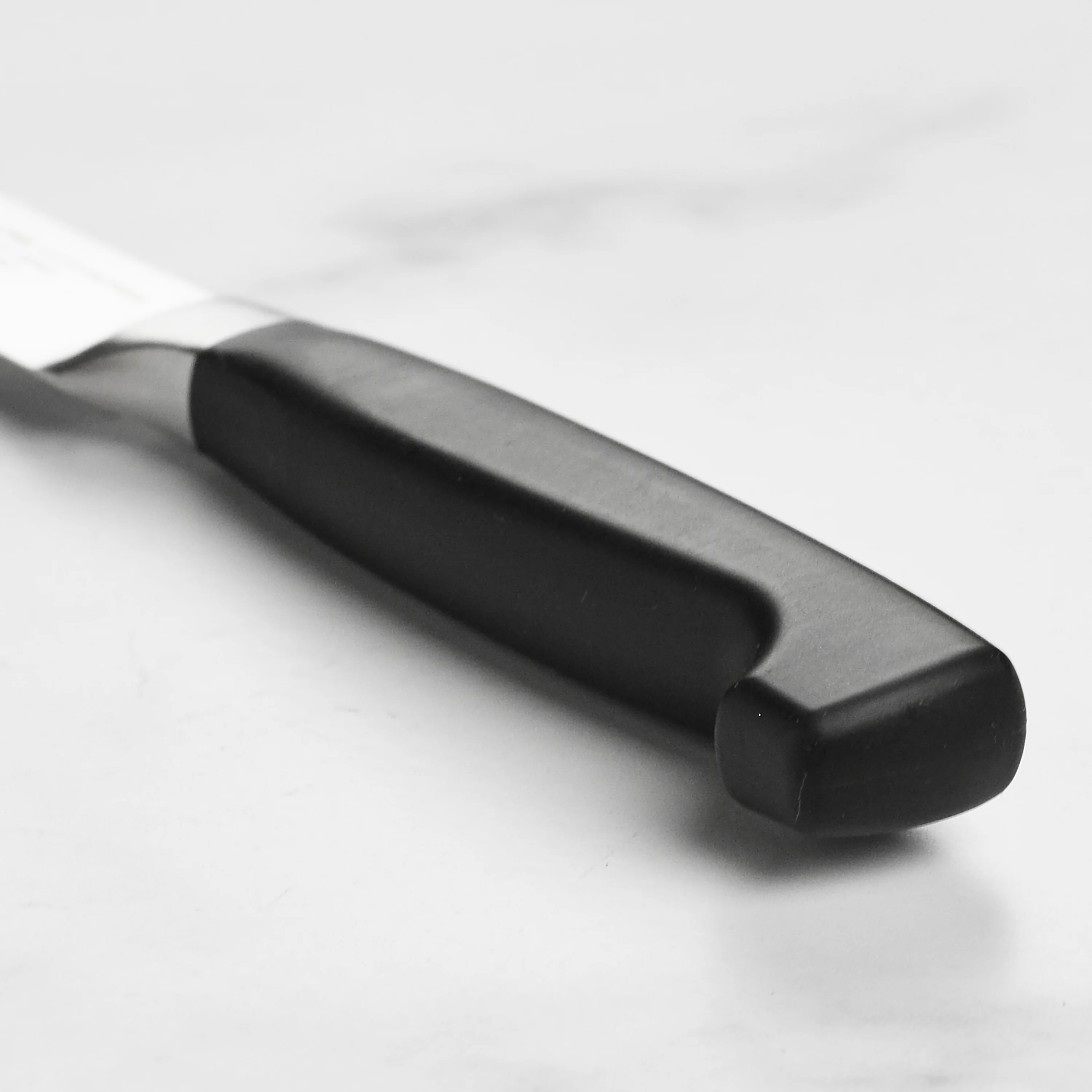 Zwilling Four Star 5" Serrated Utility Knife - Image 2