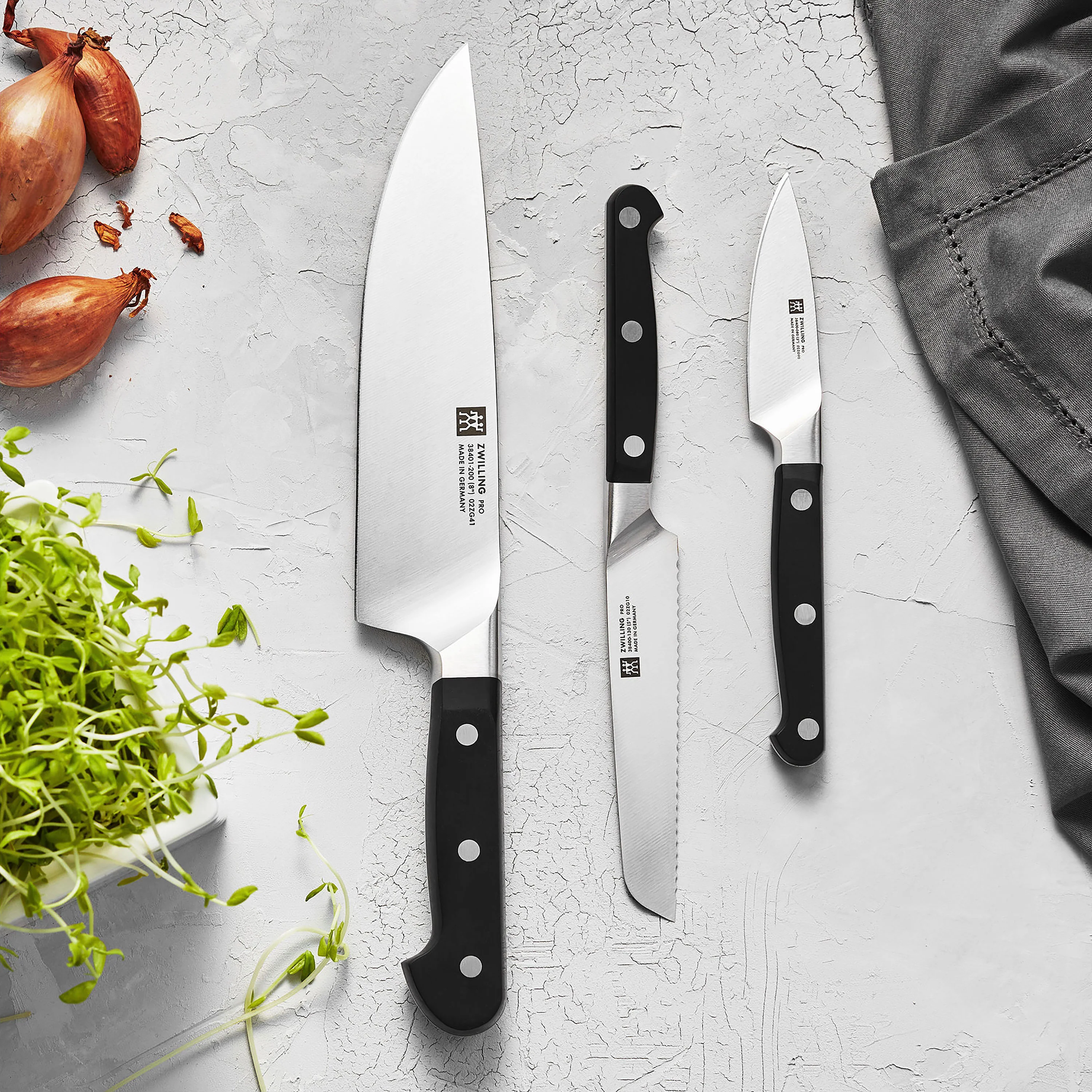 Zwilling Pro 8" Carving Knife - Image 6