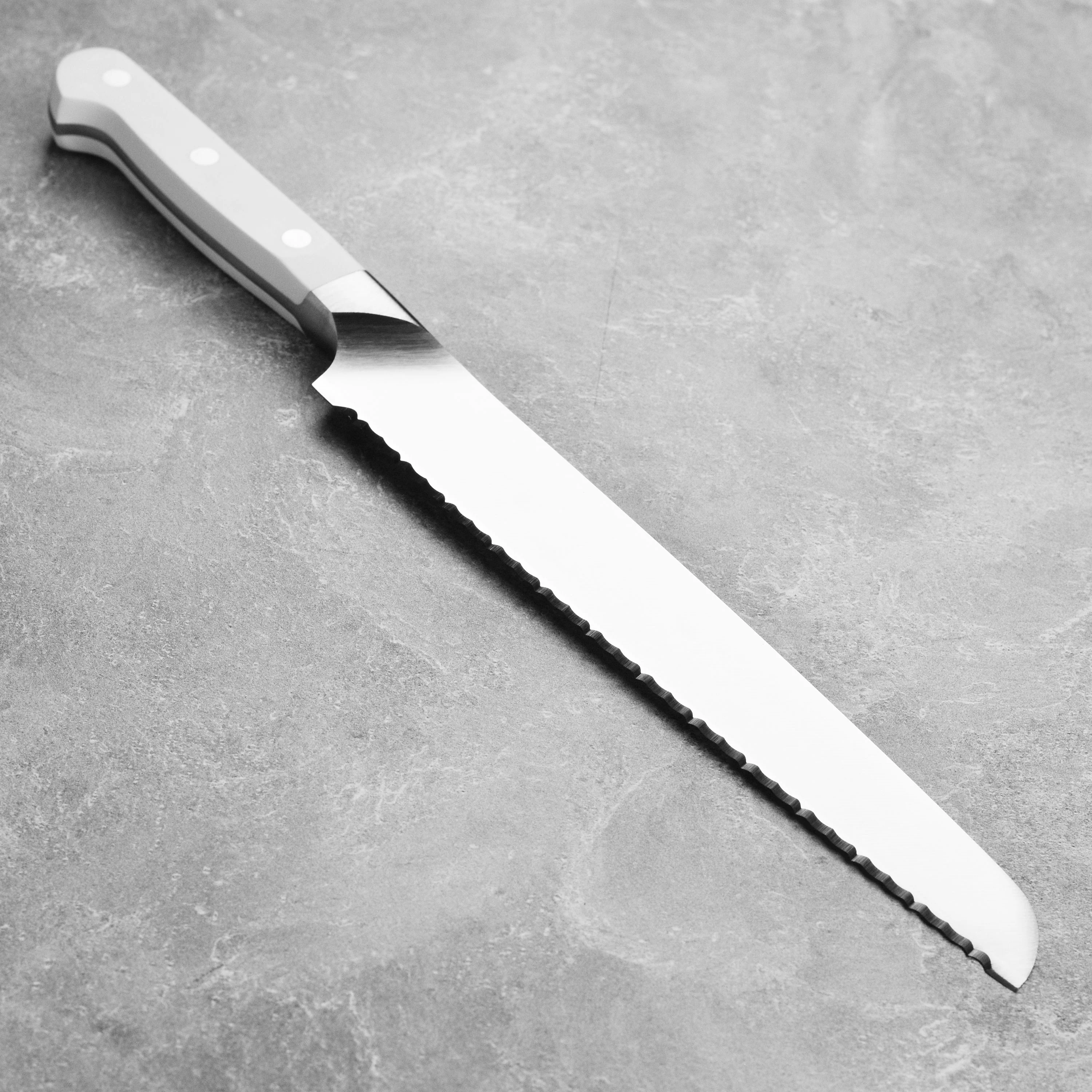 Zwilling Pro Le Blanc 9" Bread Knife with Z15 Serration - Image 6