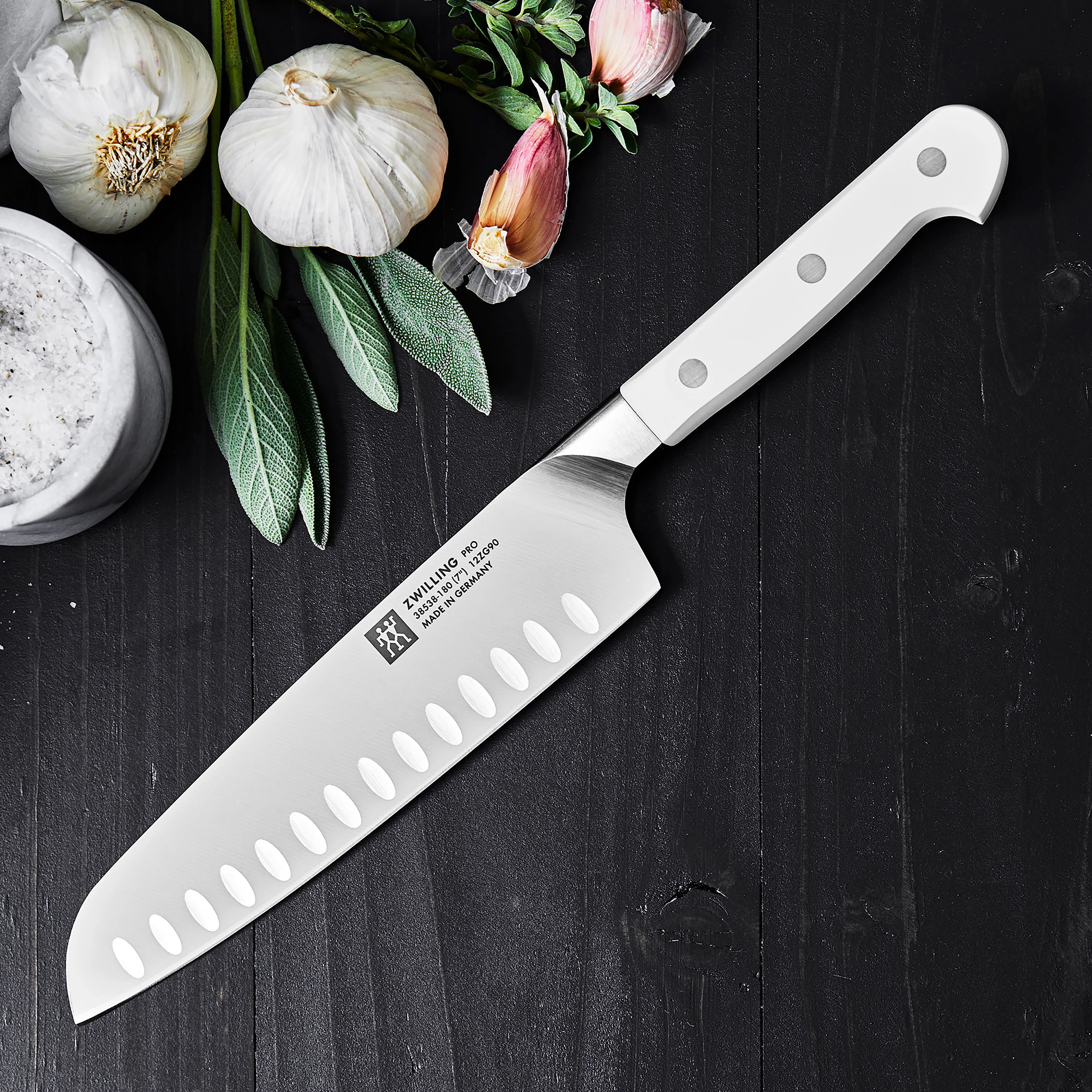 Zwilling Pro Le Blanc 7" Hollow Edge Santoku Knife - Image 5