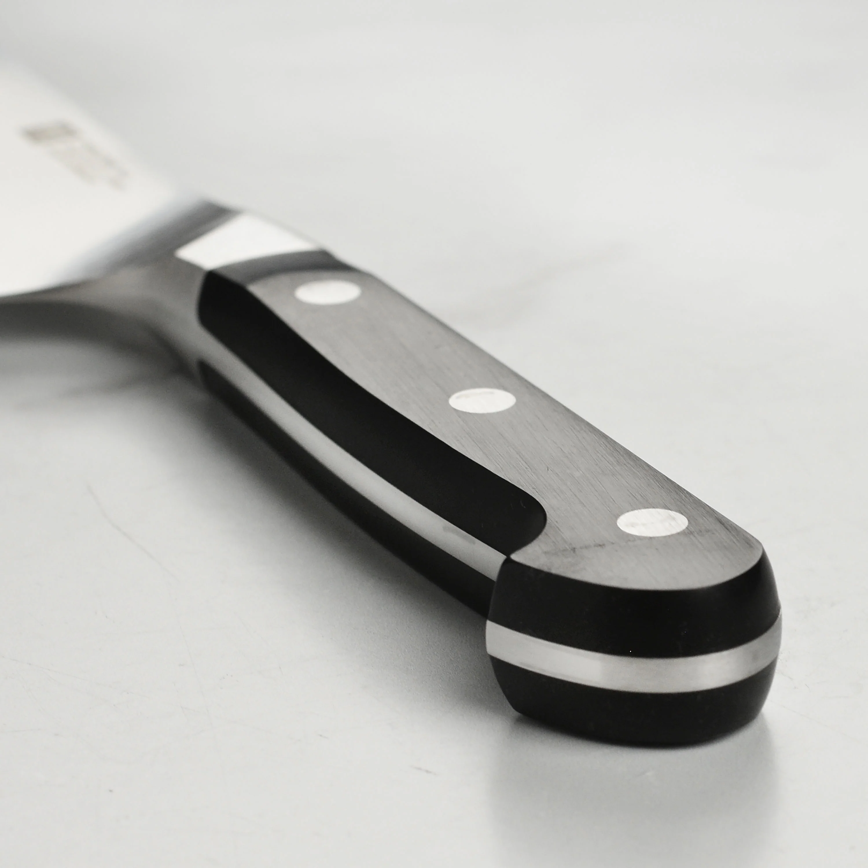Zwilling Pro 5.5" Hollow Edge Rocking Santoku Knife - Image 2