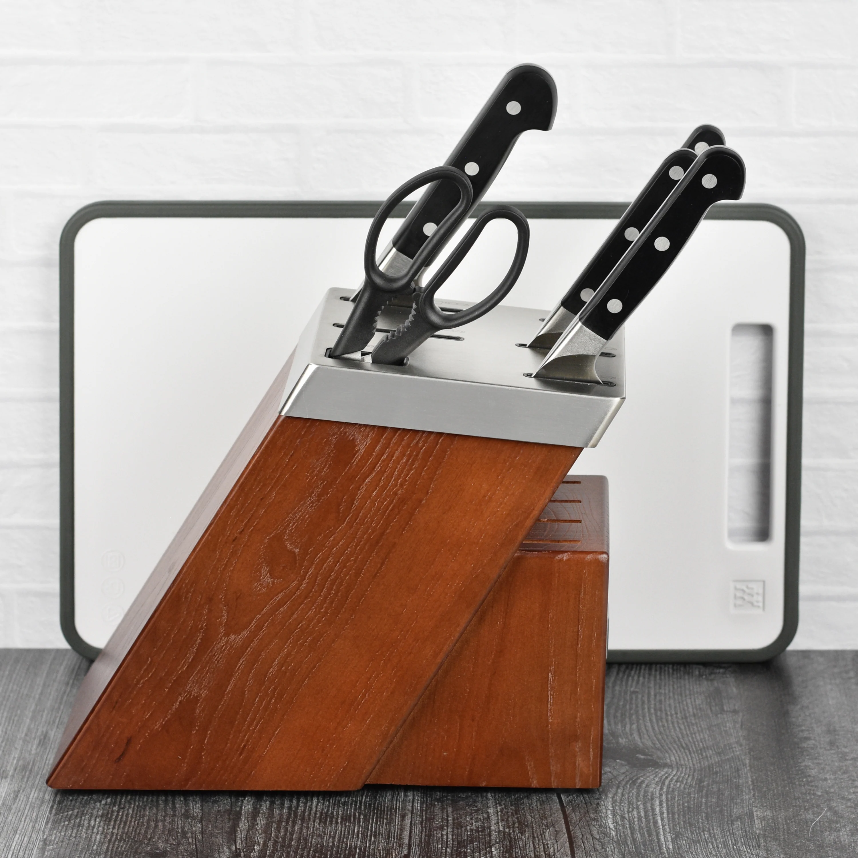 Zwilling Pro 7 Piece Self-Sharpening Knife Block Set - Image 7