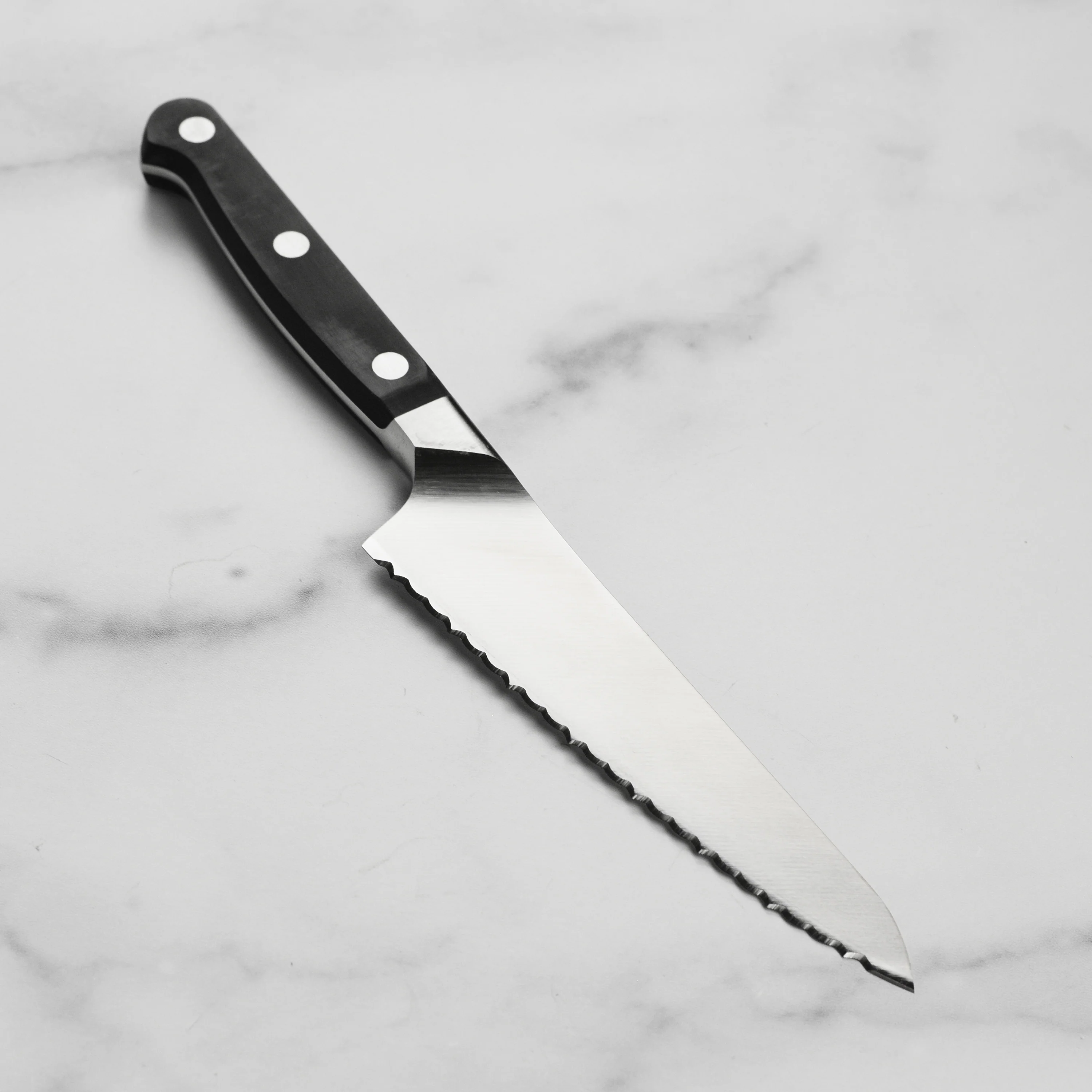 Zwilling Pro 5.5" Serrated Prep Knife - Image 5
