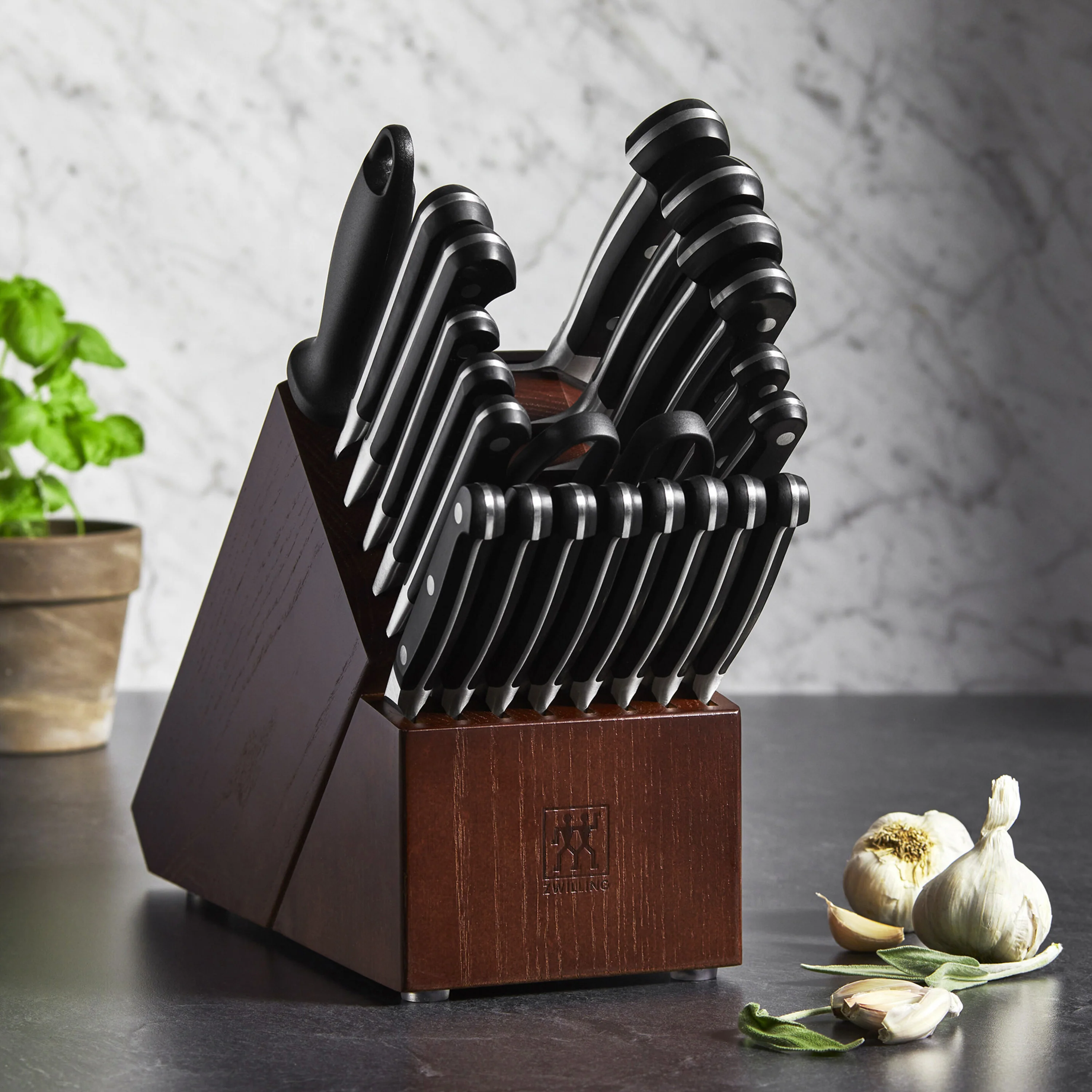 Zwilling Pro 21 Slot Walnut Knife Block - Image 2