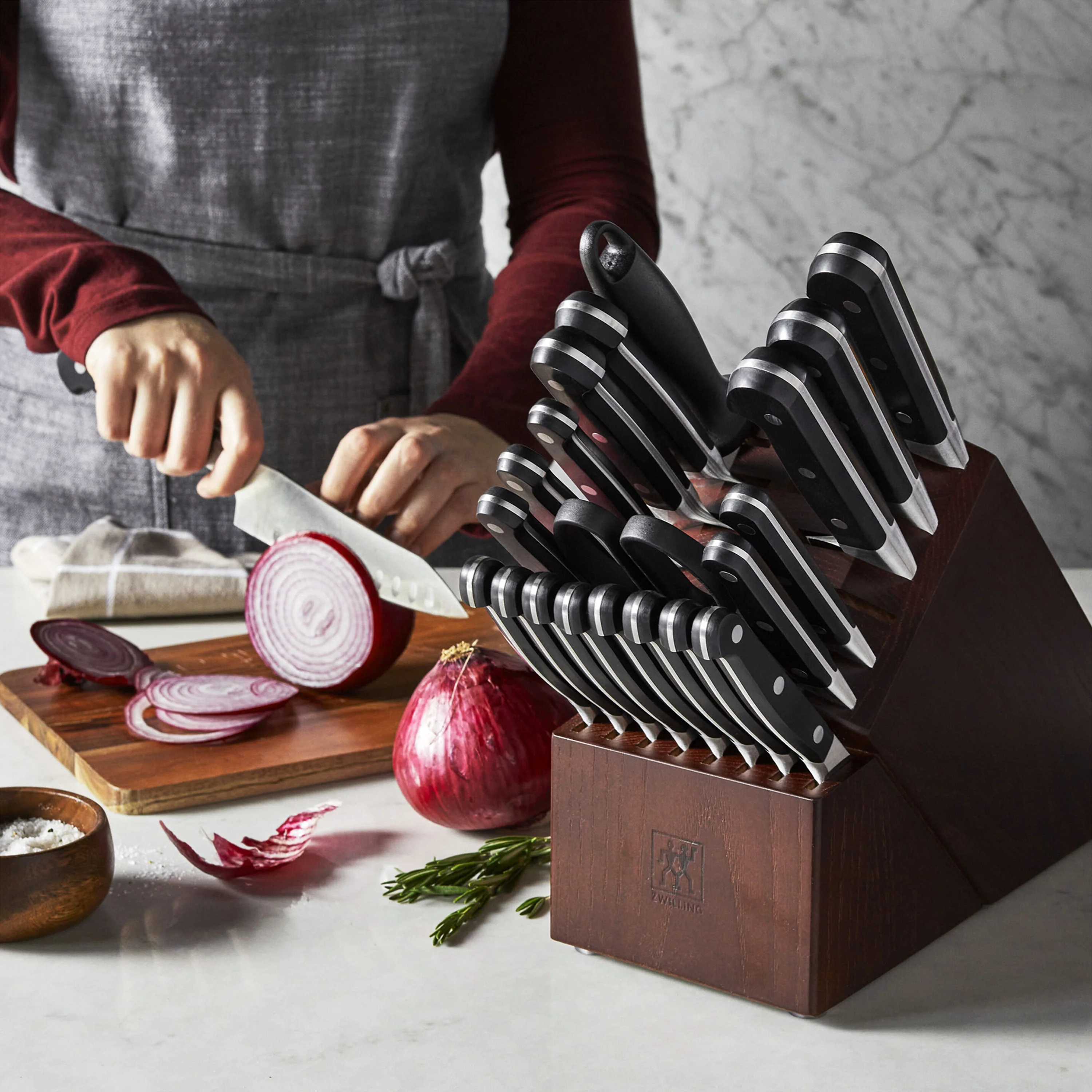 Zwilling Pro 21 Slot Walnut Knife Block - Image 7
