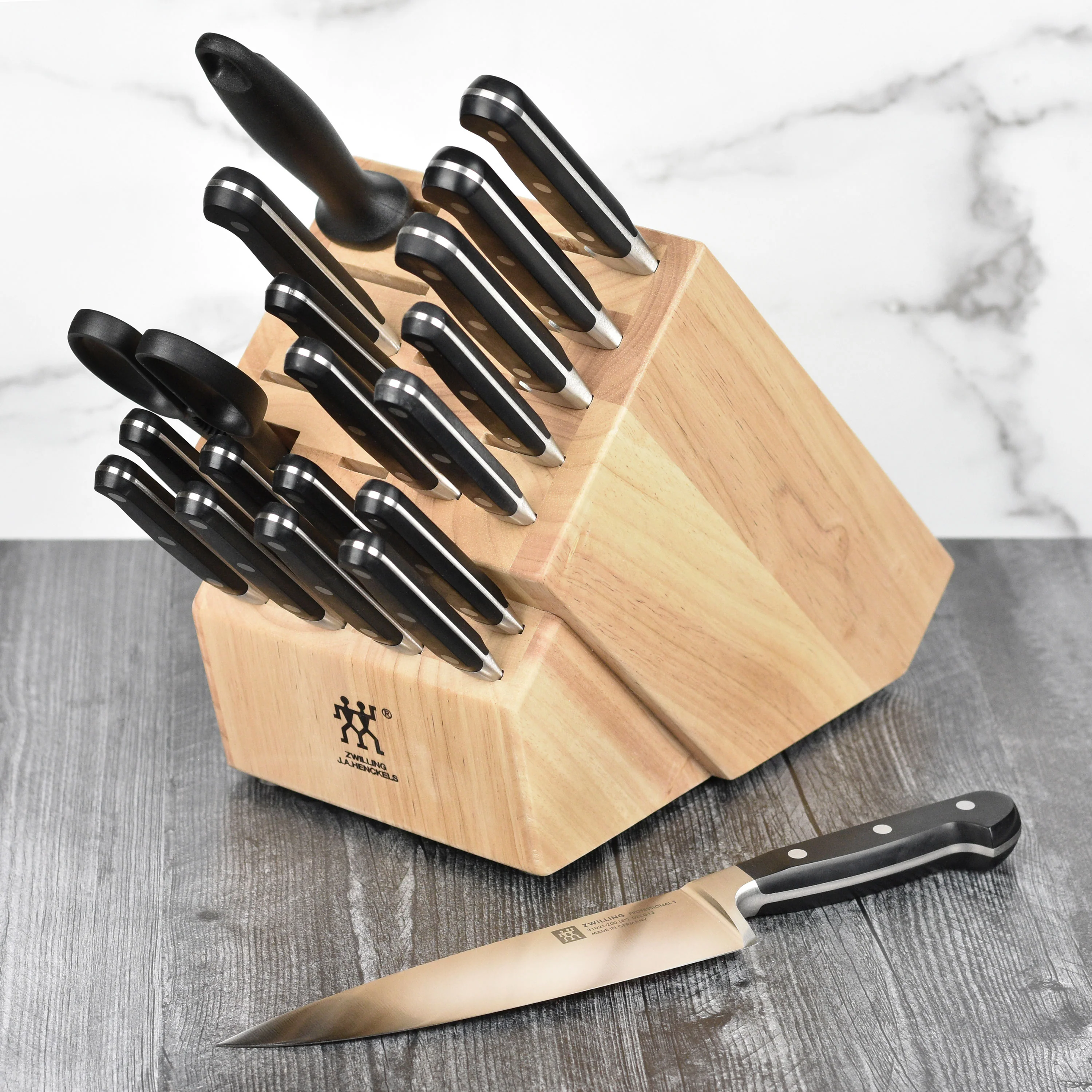 Zwilling Professional S 20 Piece Knife Block Set with Forged Steak Knives - Image 3