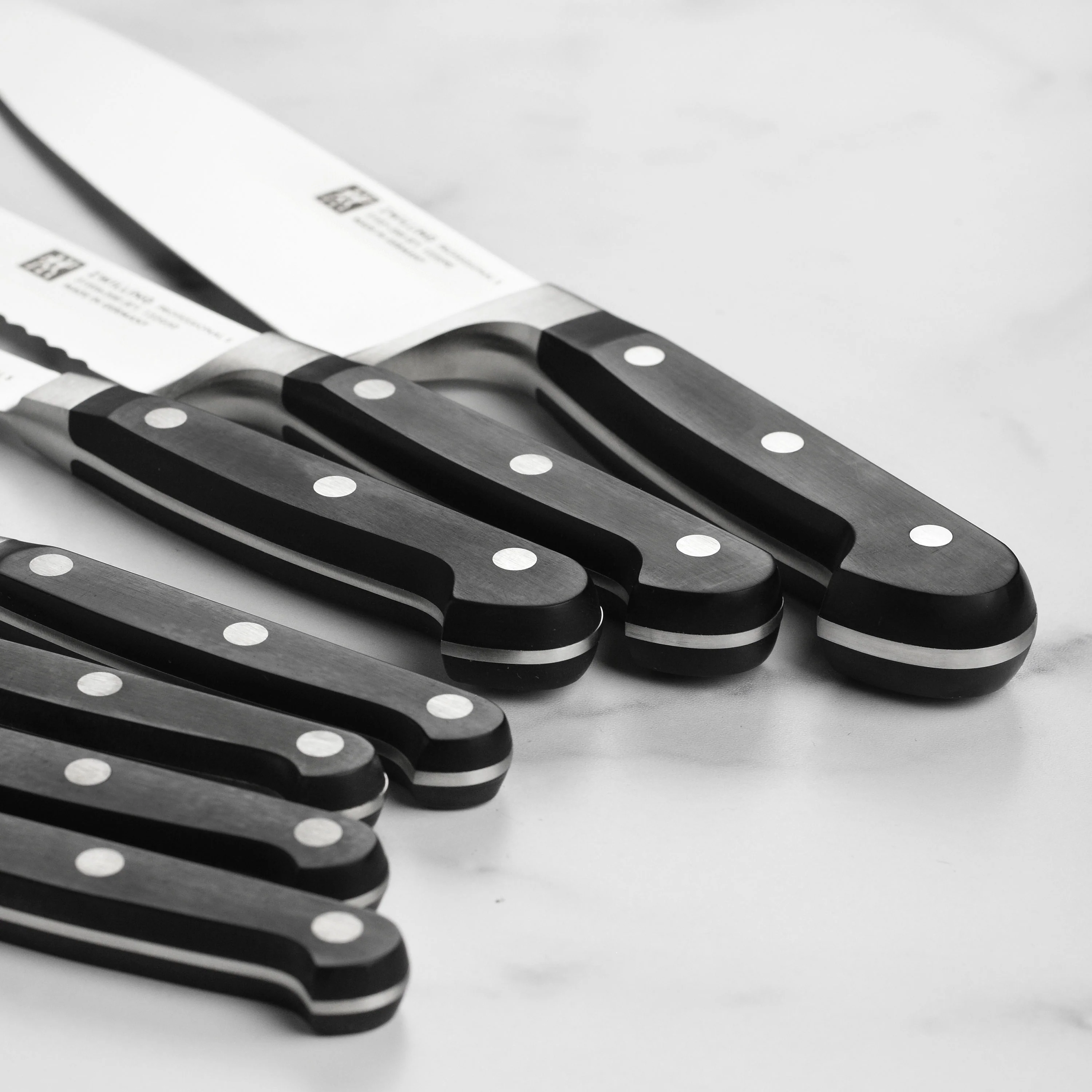 Zwilling Professional S 16 Piece Acacia Knife Block Set - Image 4