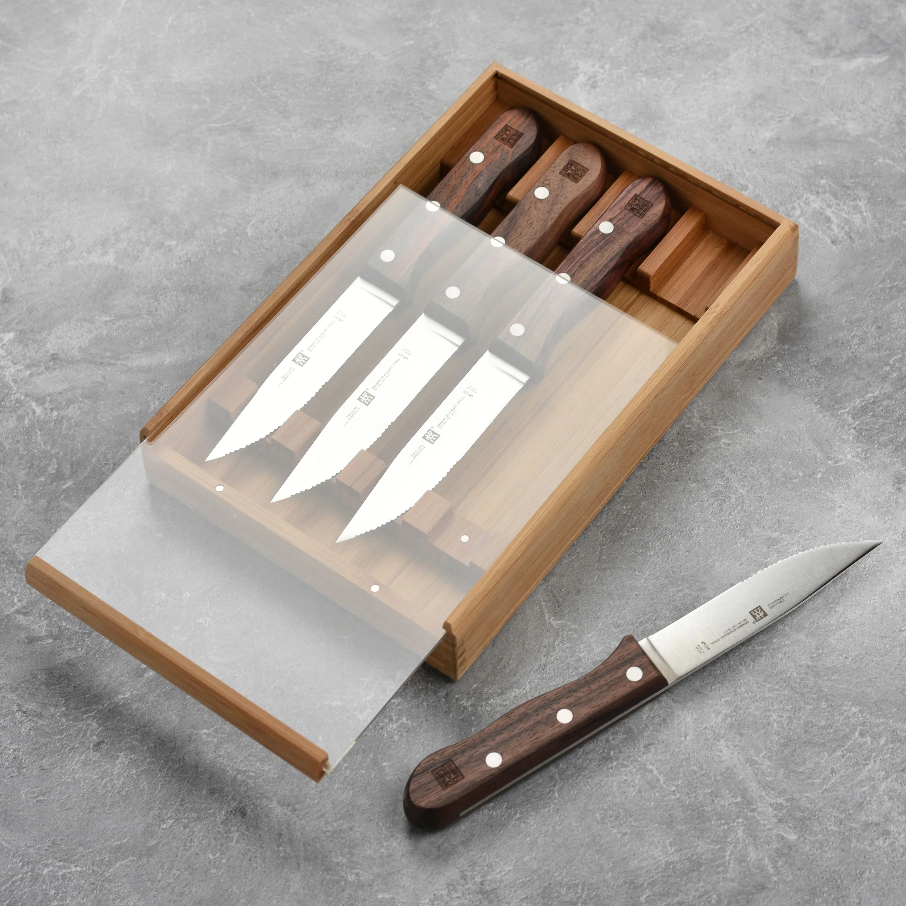 Zwilling 4 Piece Steakhouse Steak Knife Set with Storage Case - Image 7