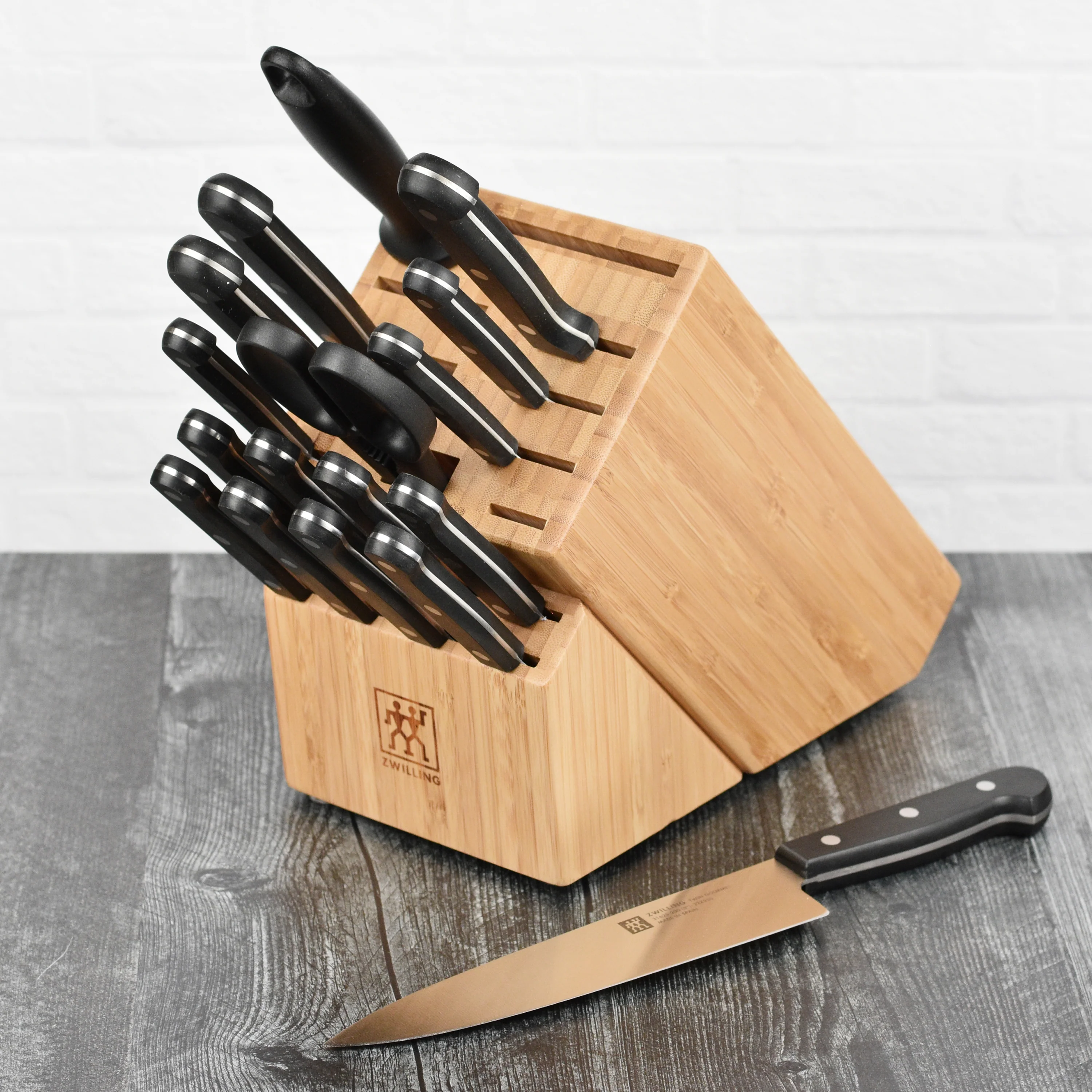 Zwilling Twin Gourmet 18 Piece Knife Block Set - Image 3