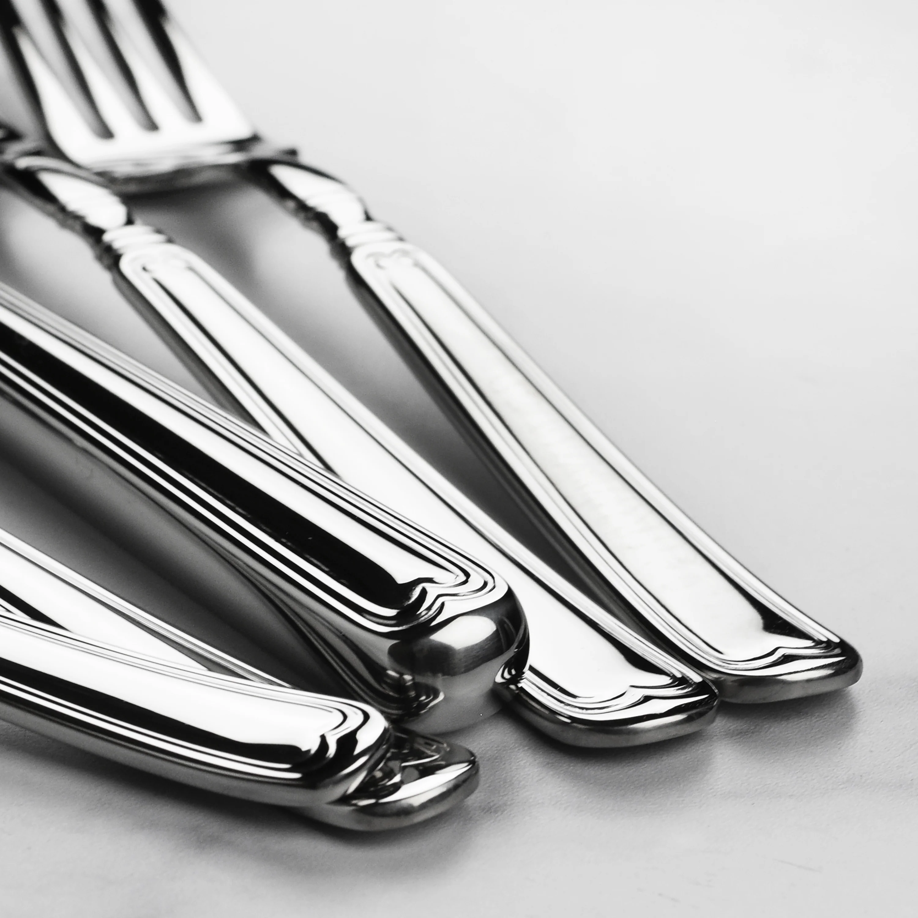 Zwilling Vintage 45 Piece Stainless Steel Flatware Set - Image 5